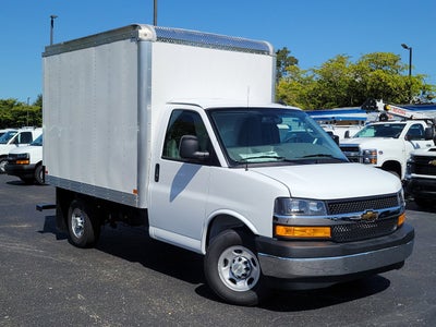 2025 Chevrolet Express Cutaway 3500 1WT
