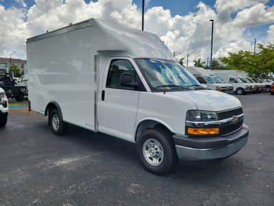 2025 Chevrolet Express Cutaway 3500 1WT
