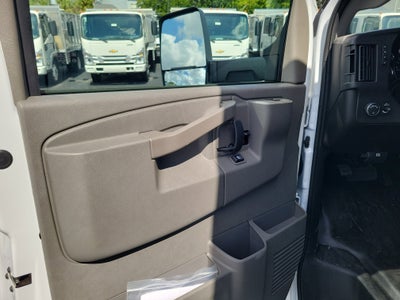 2025 Chevrolet Express Cutaway 3500 1WT