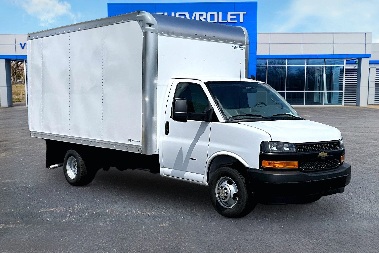 2025 Chevrolet Express Cutaway 3500 1WT