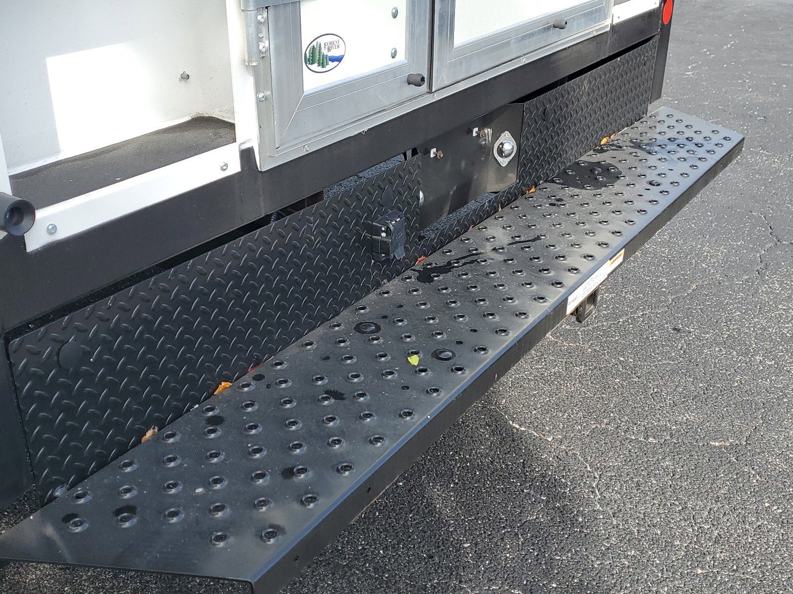 2024 Chevrolet Express Cutaway 4500 2WT