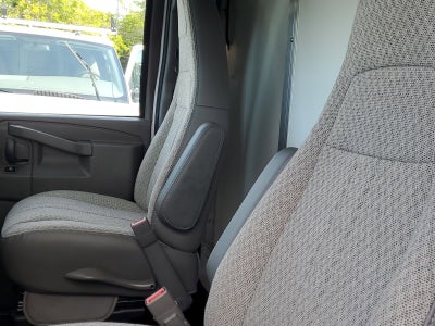 2024 Chevrolet Express Cutaway 4500 2WT