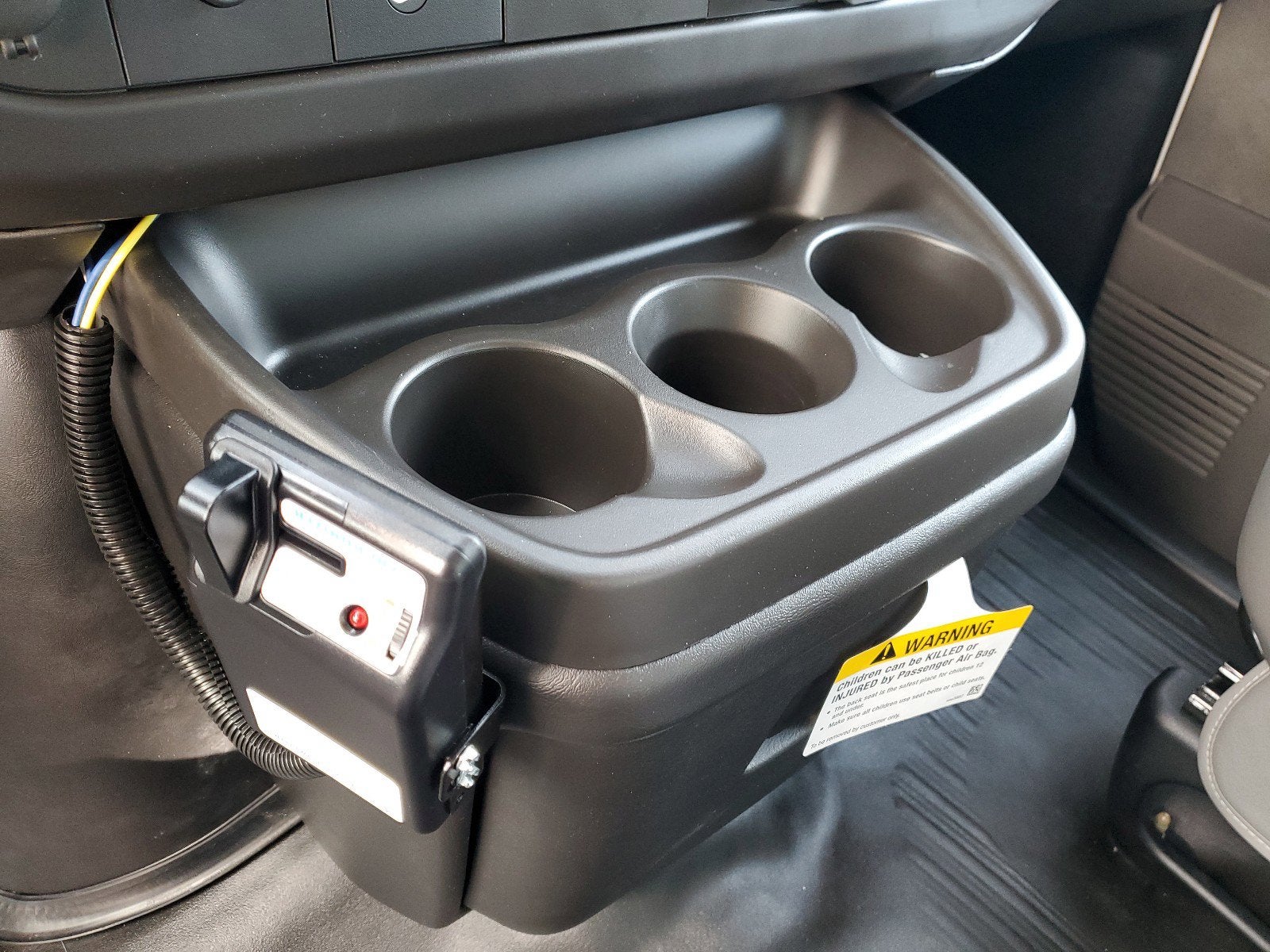 2024 Chevrolet Express Cutaway 4500 2WT