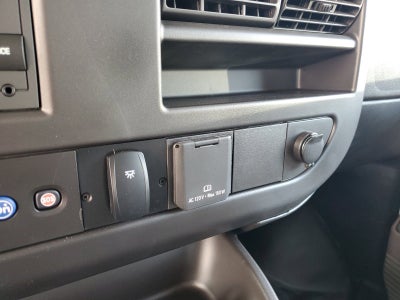 2024 Chevrolet Express Cutaway 4500 2WT