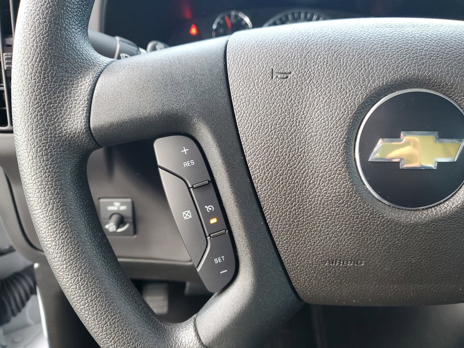 2024 Chevrolet Express Cutaway 4500 2WT