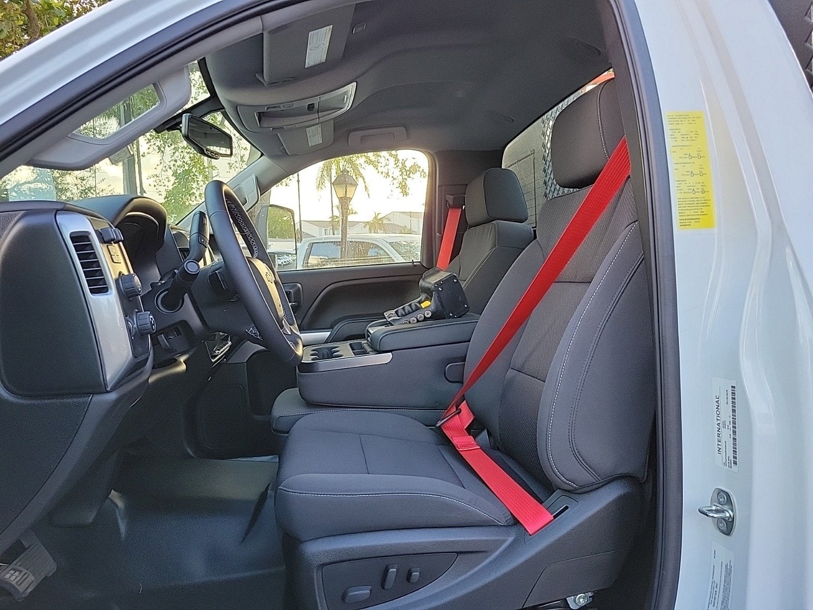 2024 Chevrolet Silverado 5500 HD LT