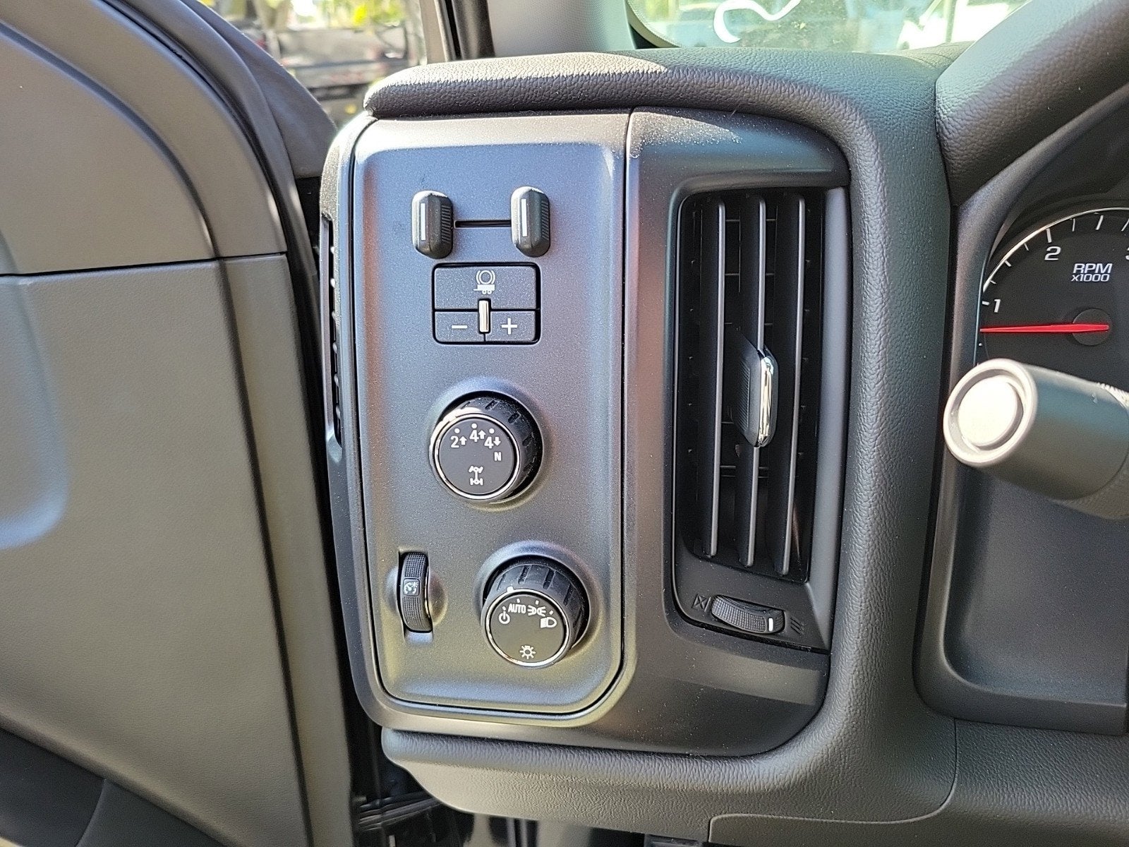 2024 Chevrolet Silverado 5500 HD Work Truck