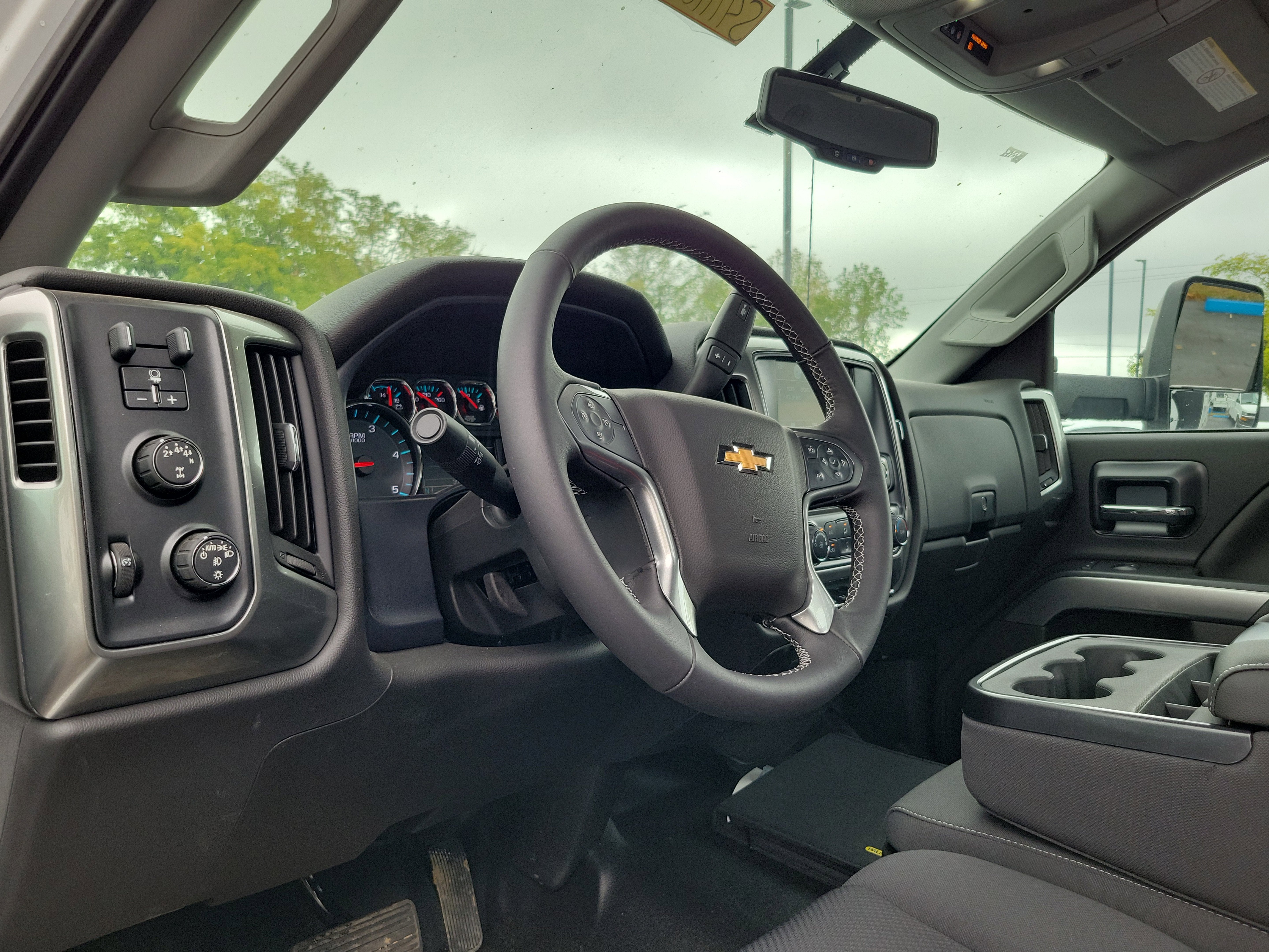 2024 Chevrolet Silverado 5500 HD LT