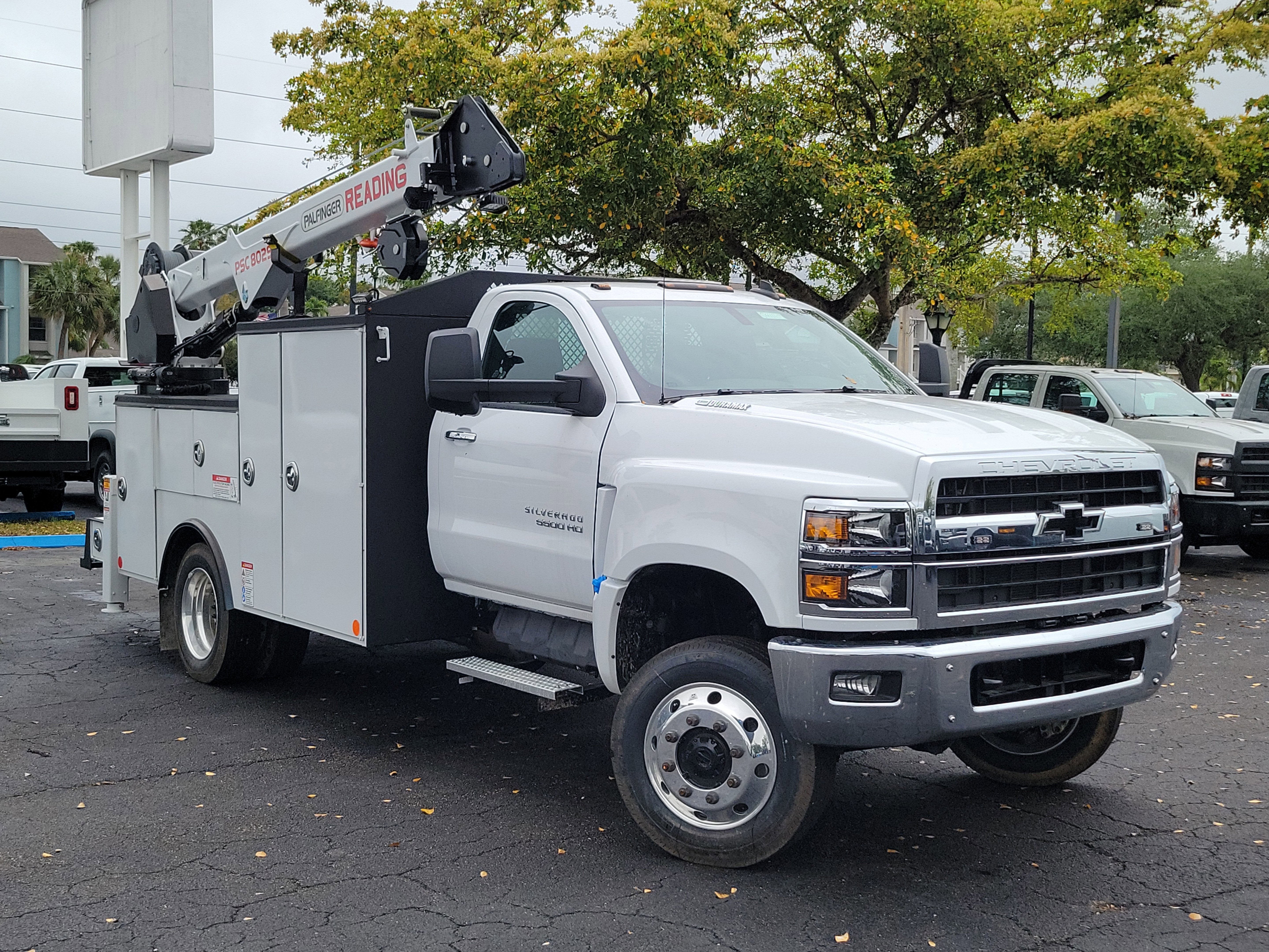2024 Chevrolet Silverado 5500 HD LT