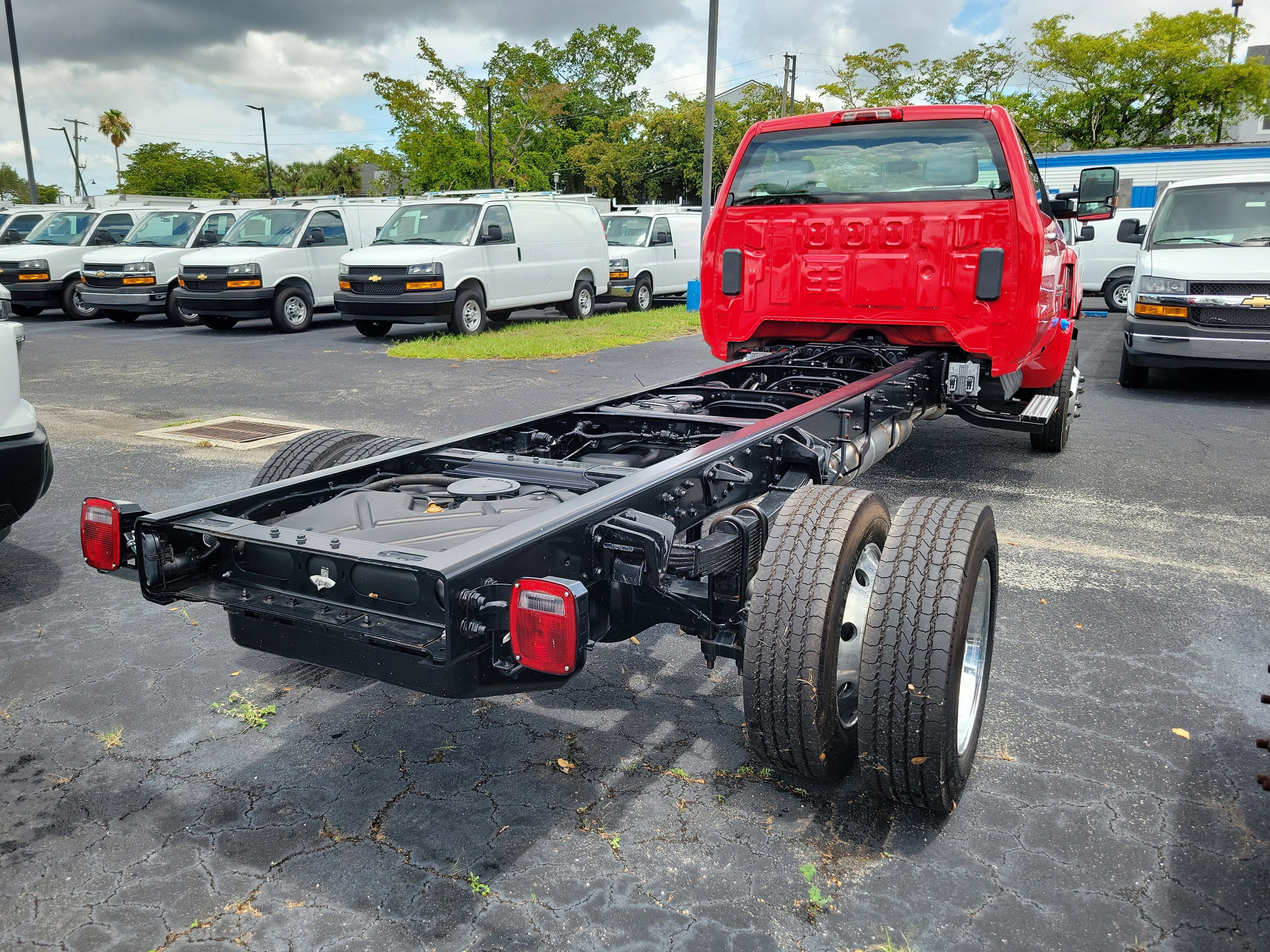 2024 Chevrolet Silverado 5500 HD Work Truck
