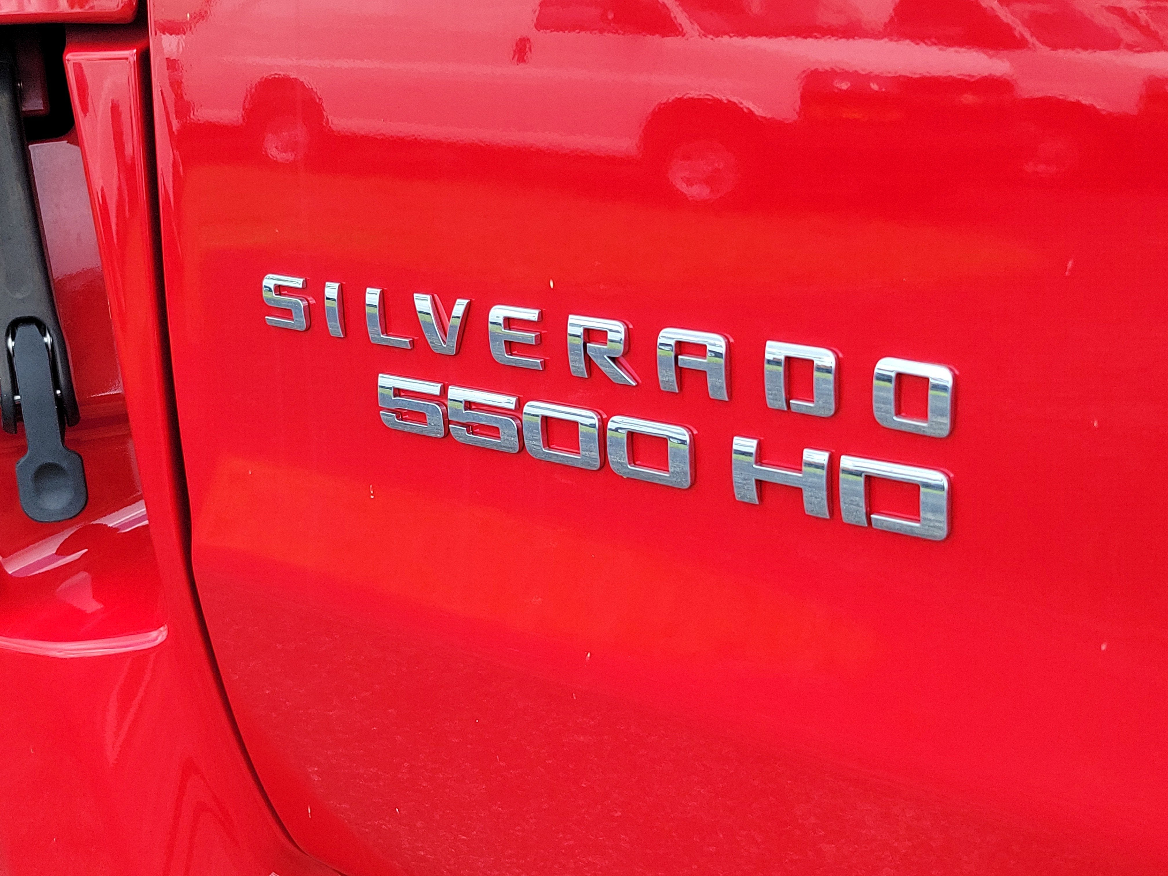 2024 Chevrolet Silverado 5500 HD Work Truck