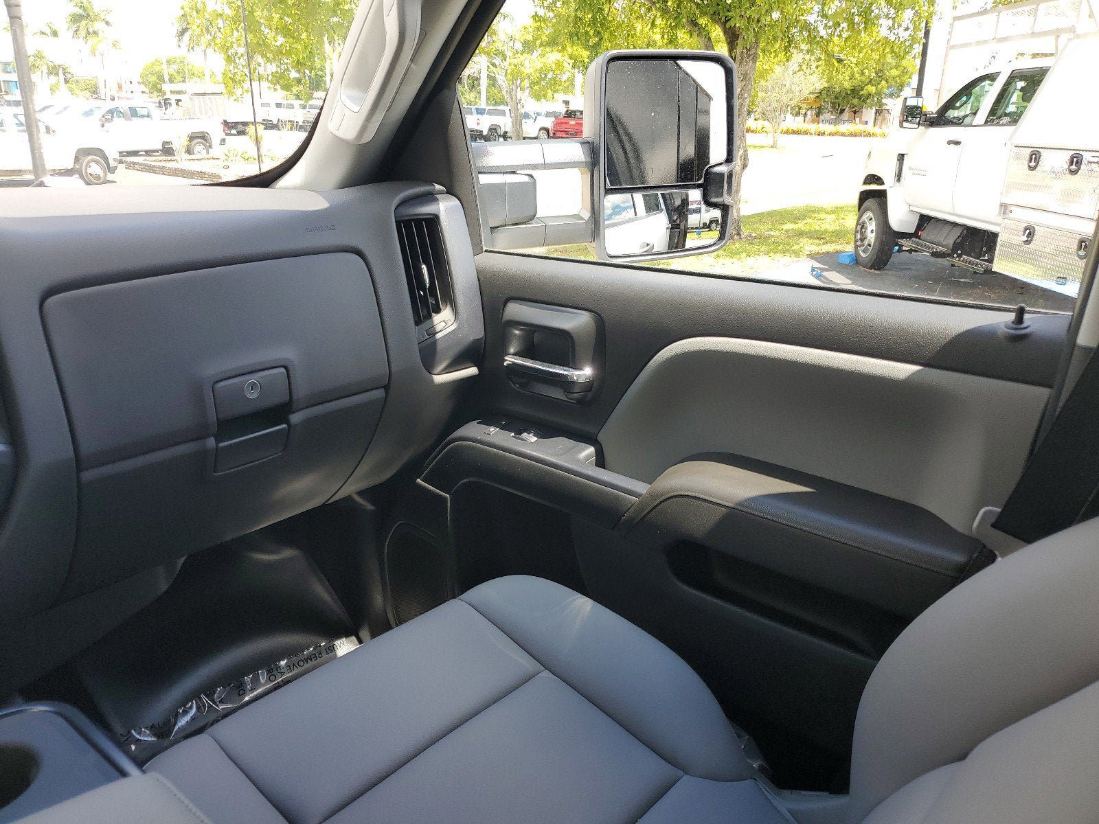 2024 Chevrolet Silverado 5500 HD Work Truck