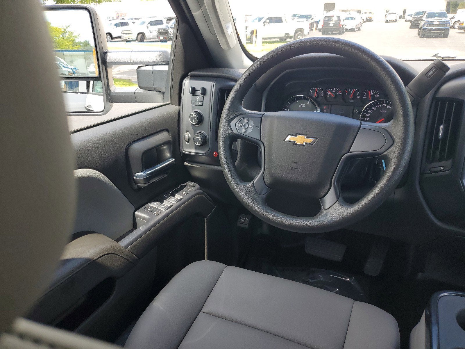 2024 Chevrolet Silverado 5500 HD Work Truck