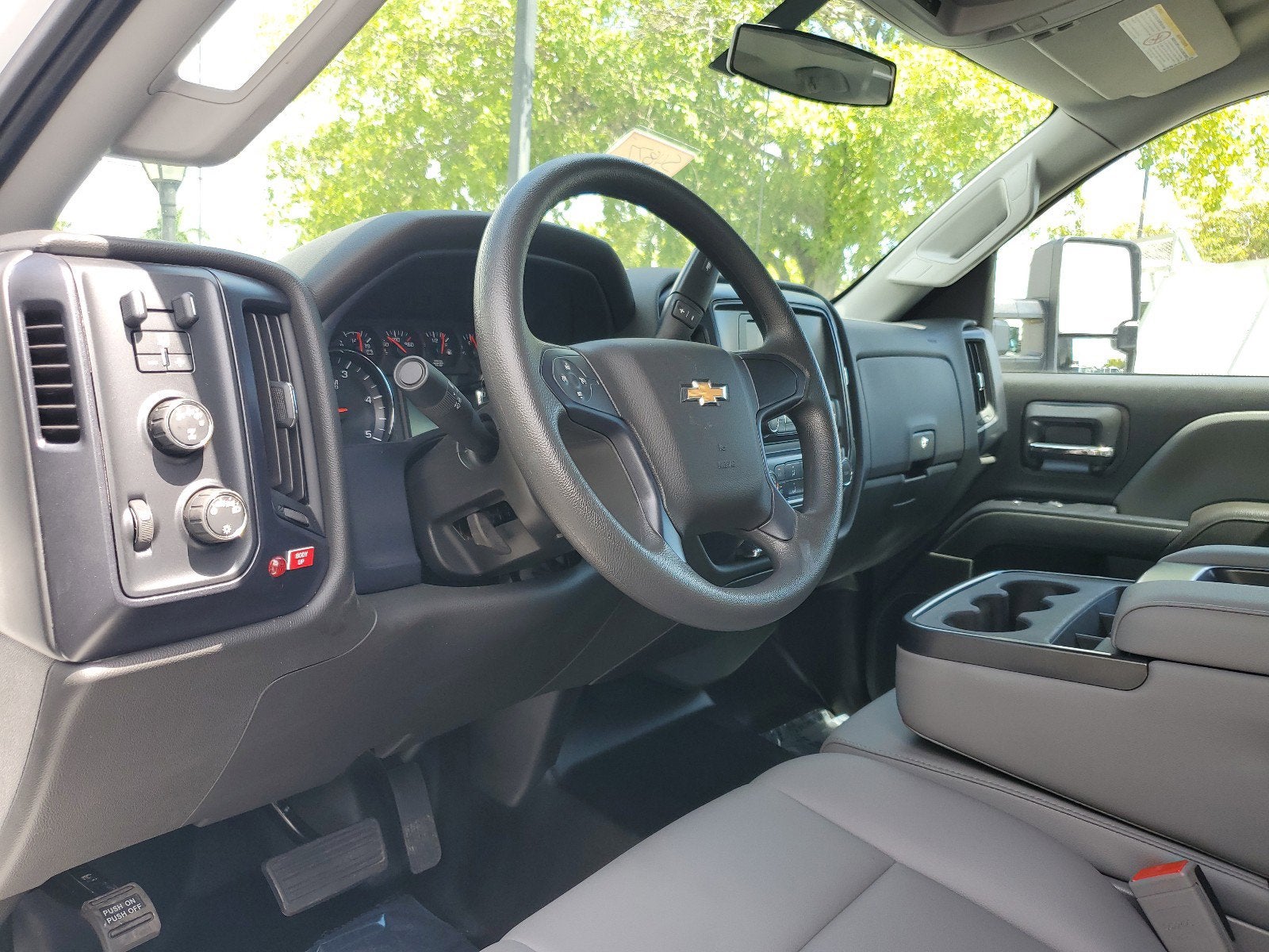 2024 Chevrolet Silverado 5500 HD Work Truck