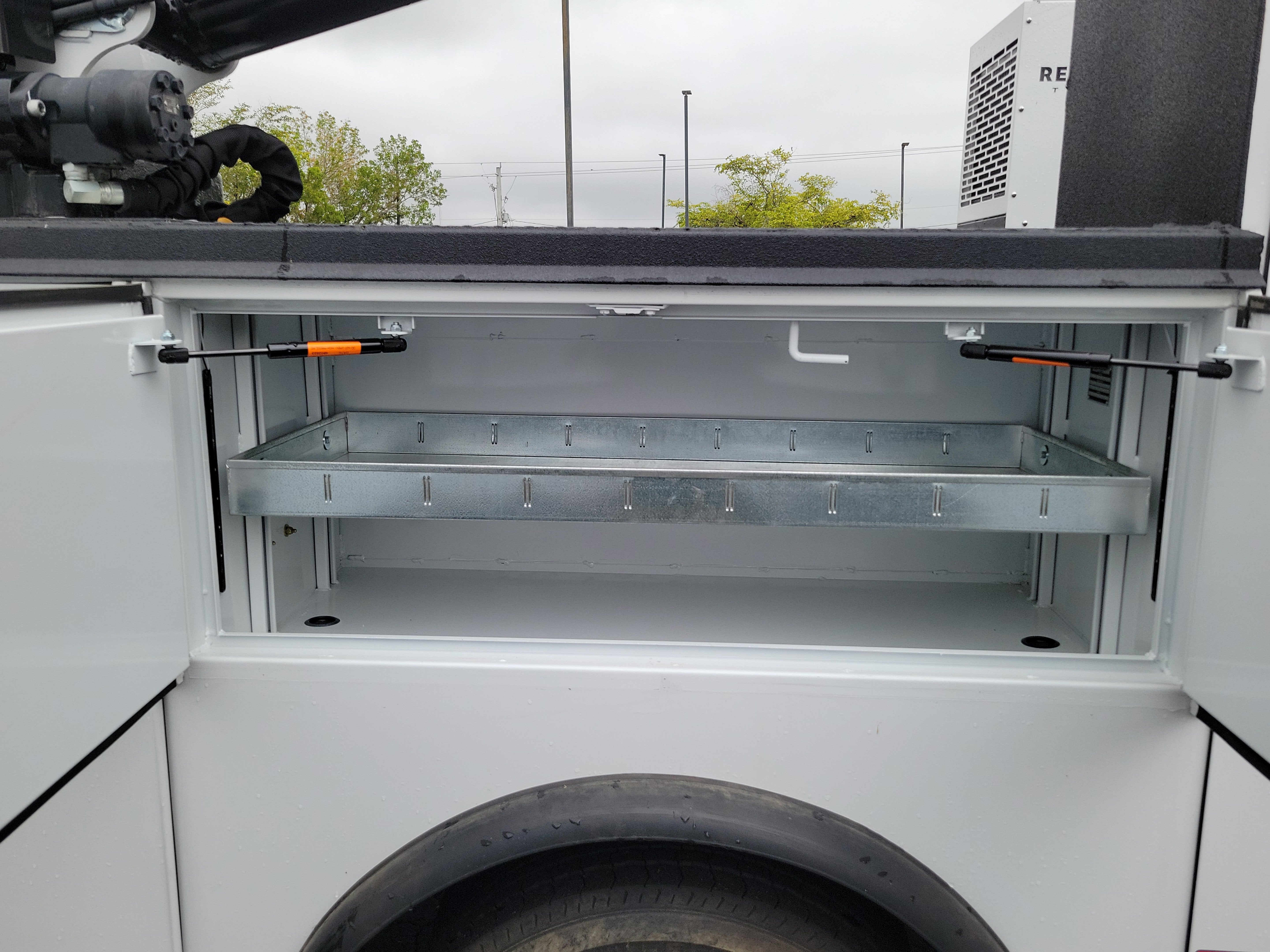 2024 Chevrolet Silverado 5500 HD LT