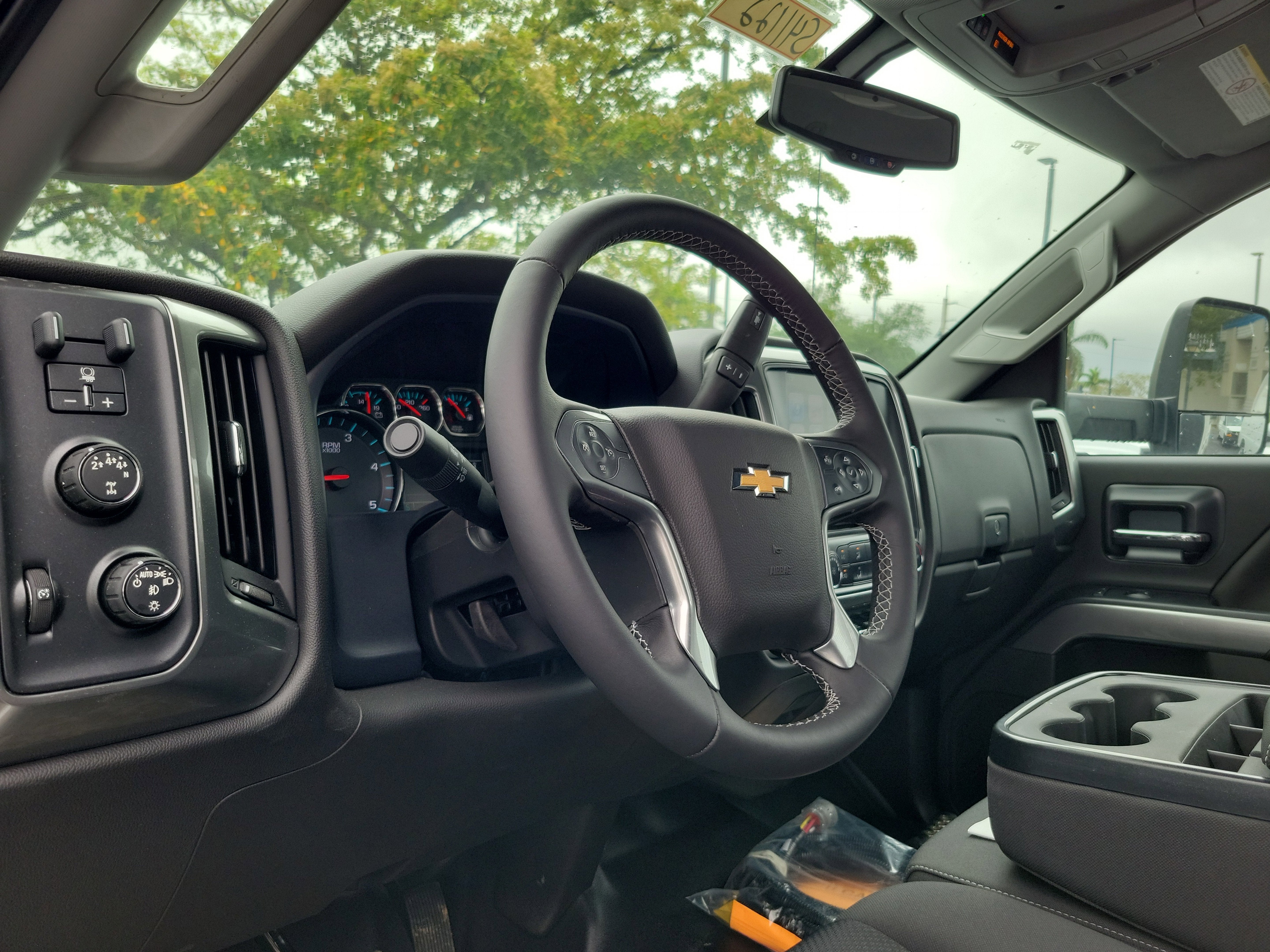 2024 Chevrolet Silverado 5500 HD LT