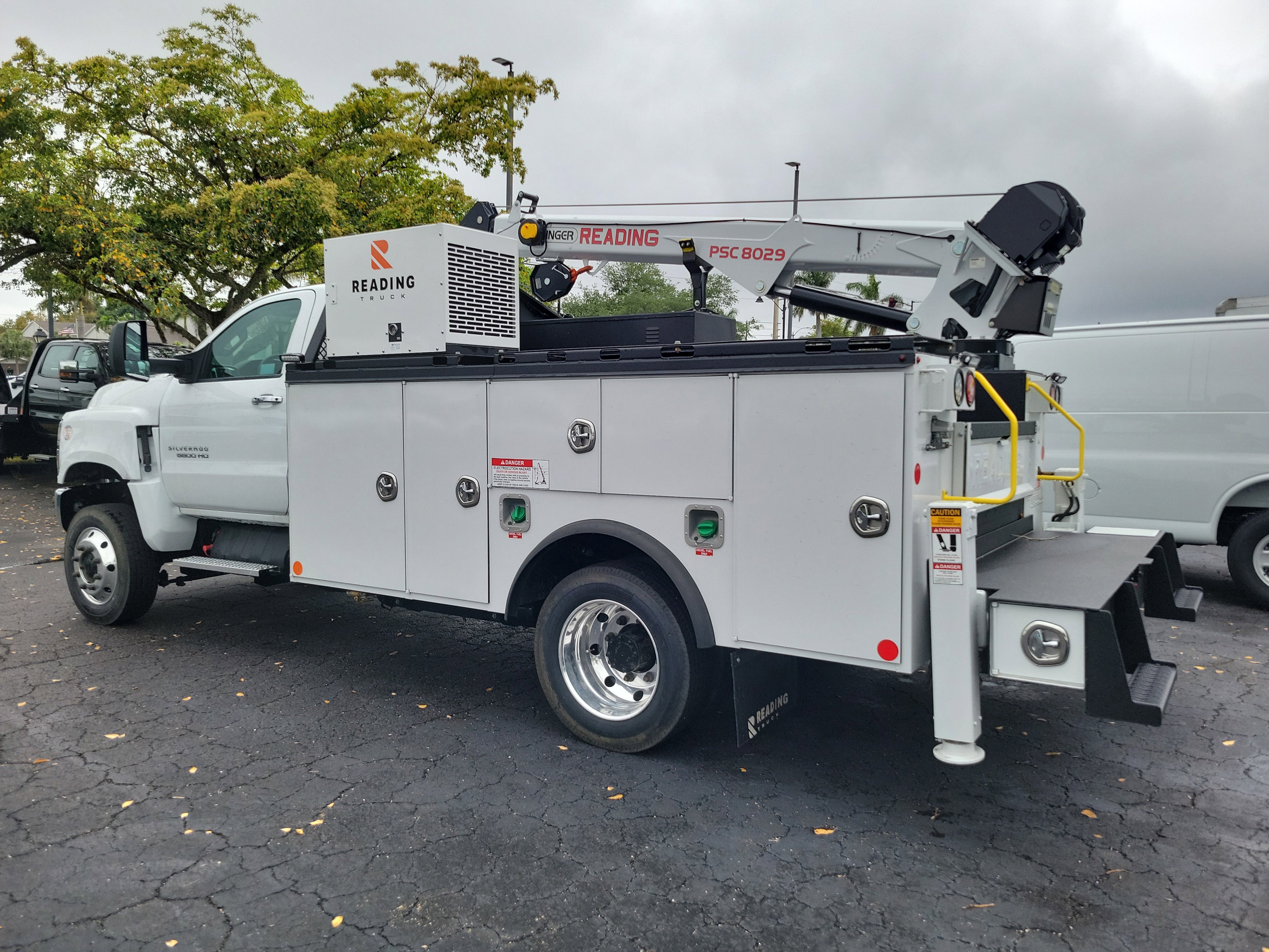 2024 Chevrolet Silverado 5500 HD LT