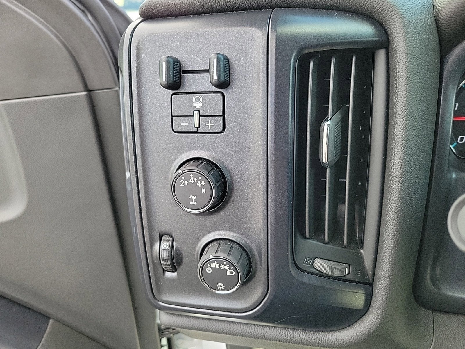 2024 Chevrolet Silverado 5500 HD Work Truck