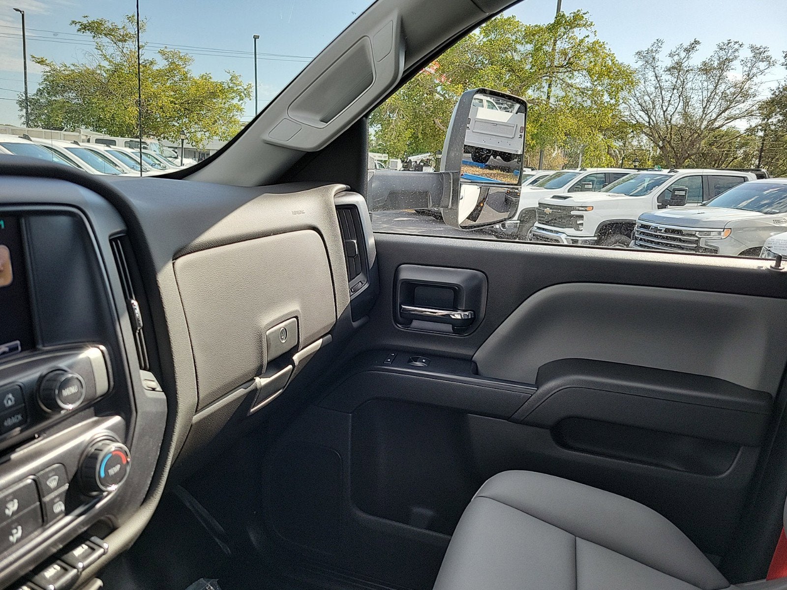 2024 Chevrolet Silverado 5500 HD Work Truck