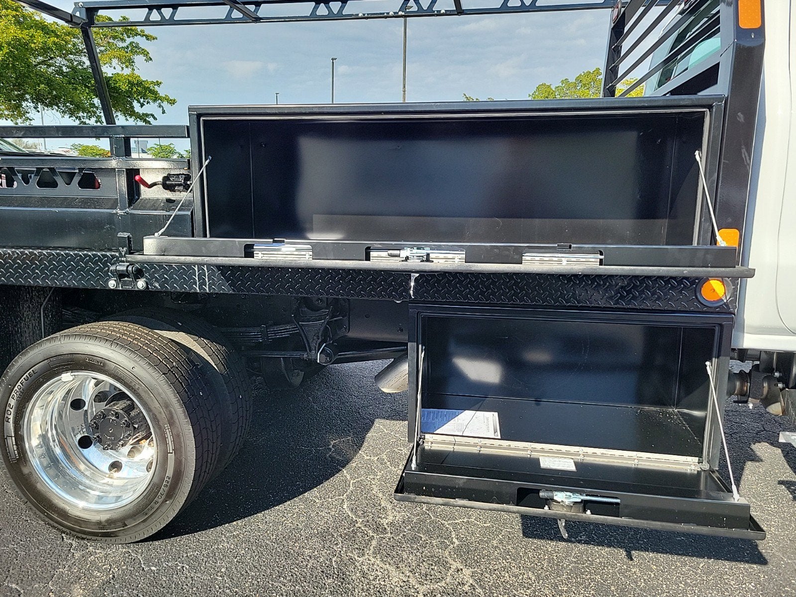 2024 Chevrolet Silverado 5500 HD Work Truck