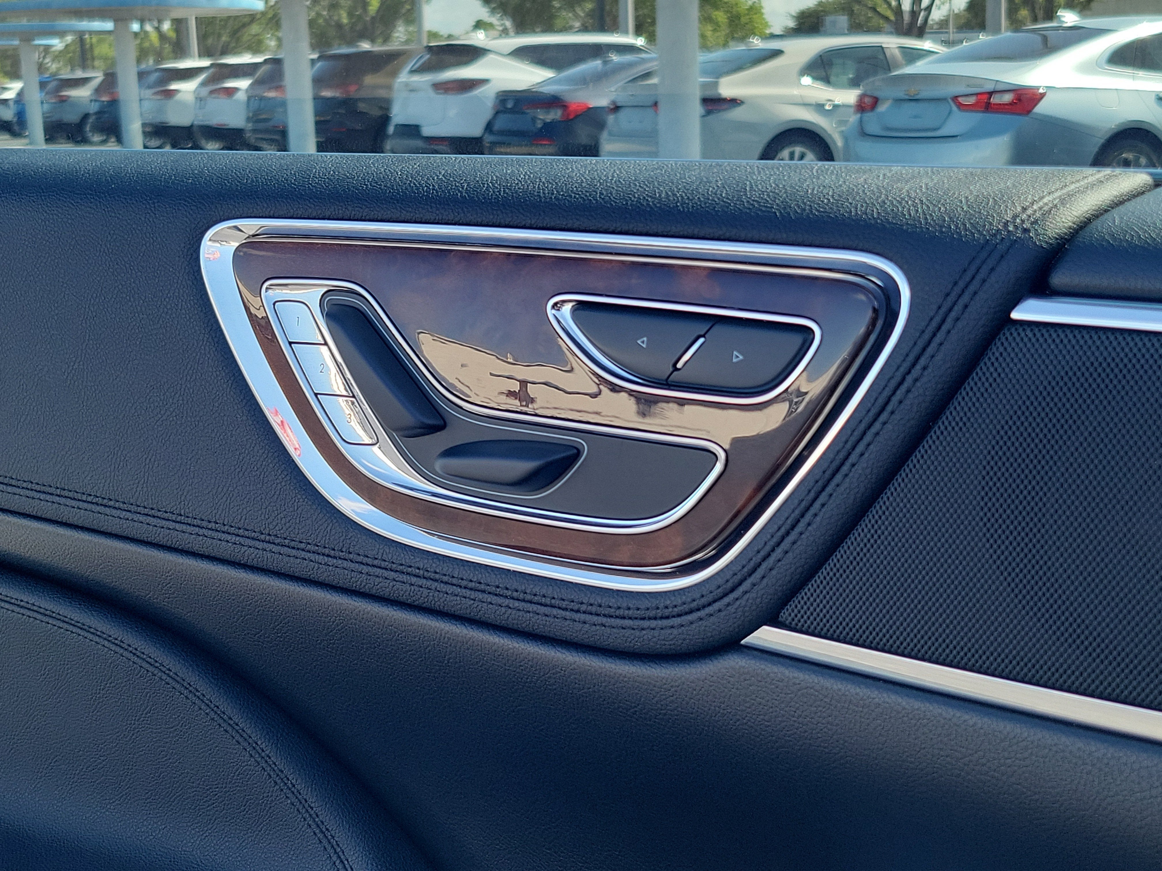 2020 Lincoln Continental Standard