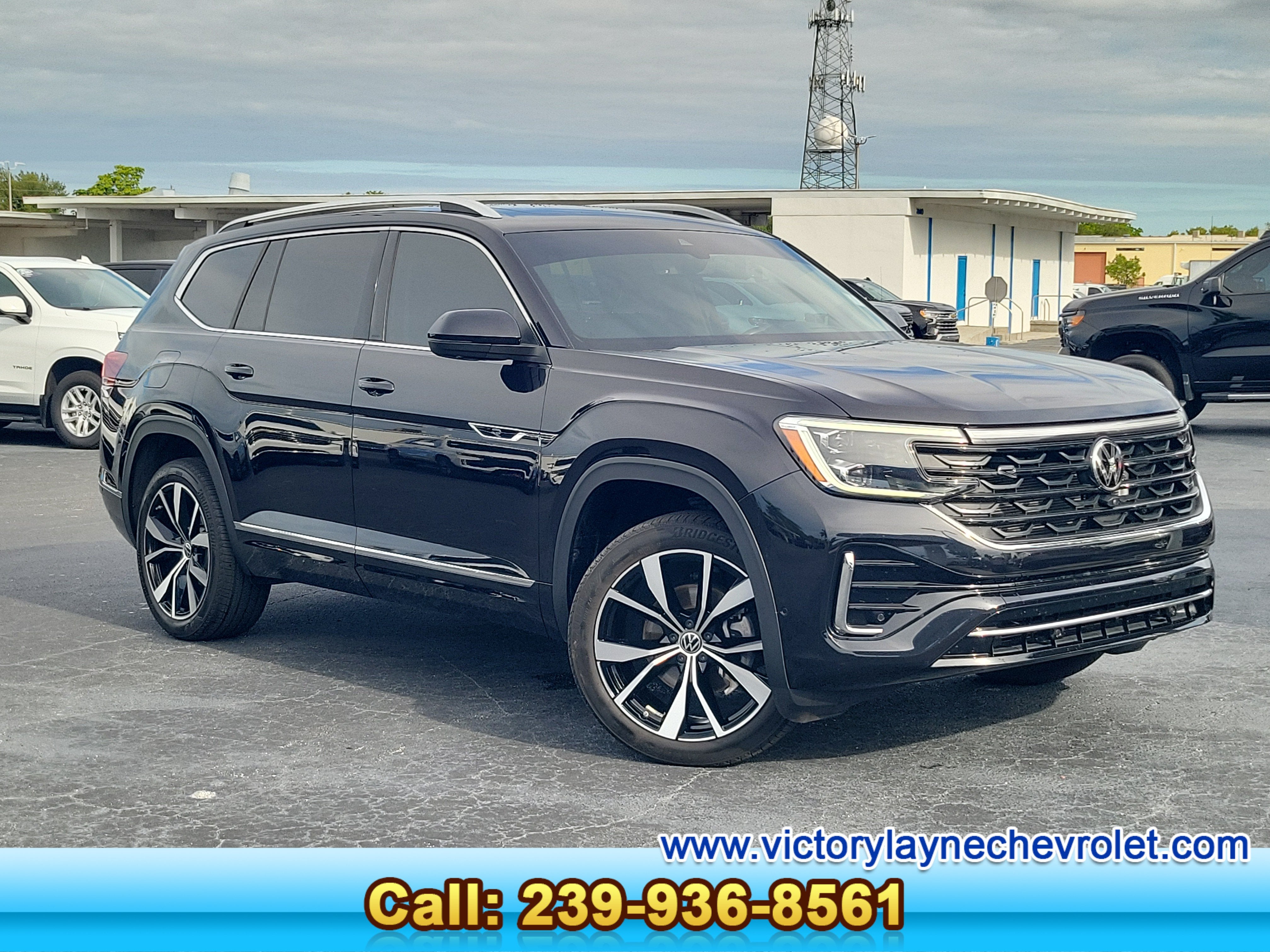 2024 Volkswagen Atlas 2.0T SEL Premium R-Line