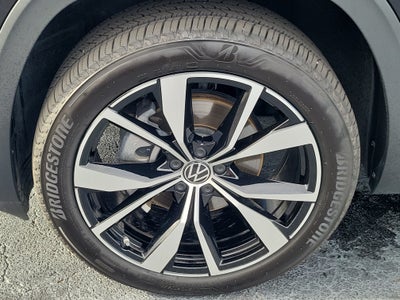 2024 Volkswagen Atlas 2.0T SEL Premium R-Line