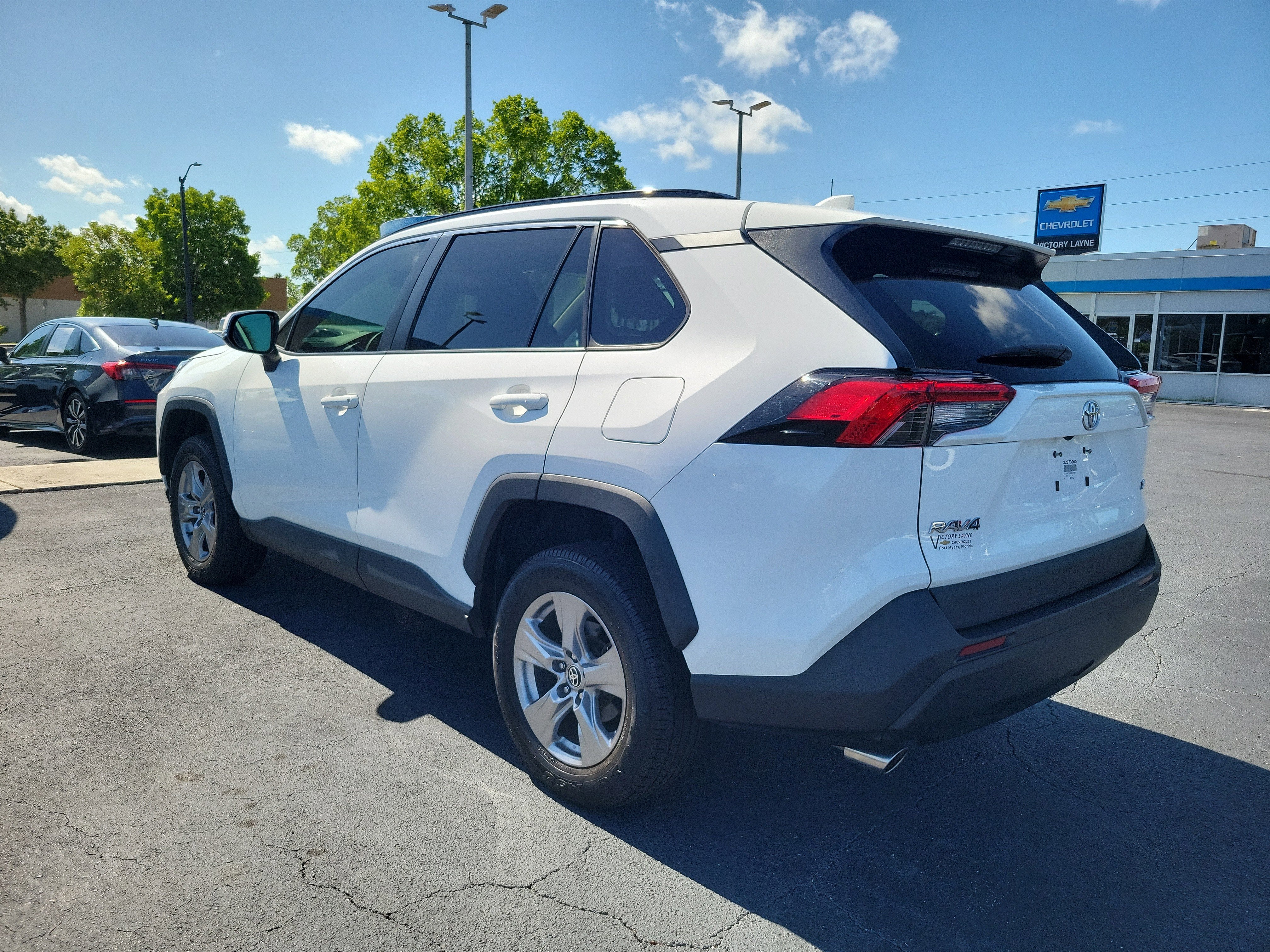 2022 Toyota RAV4 XLE