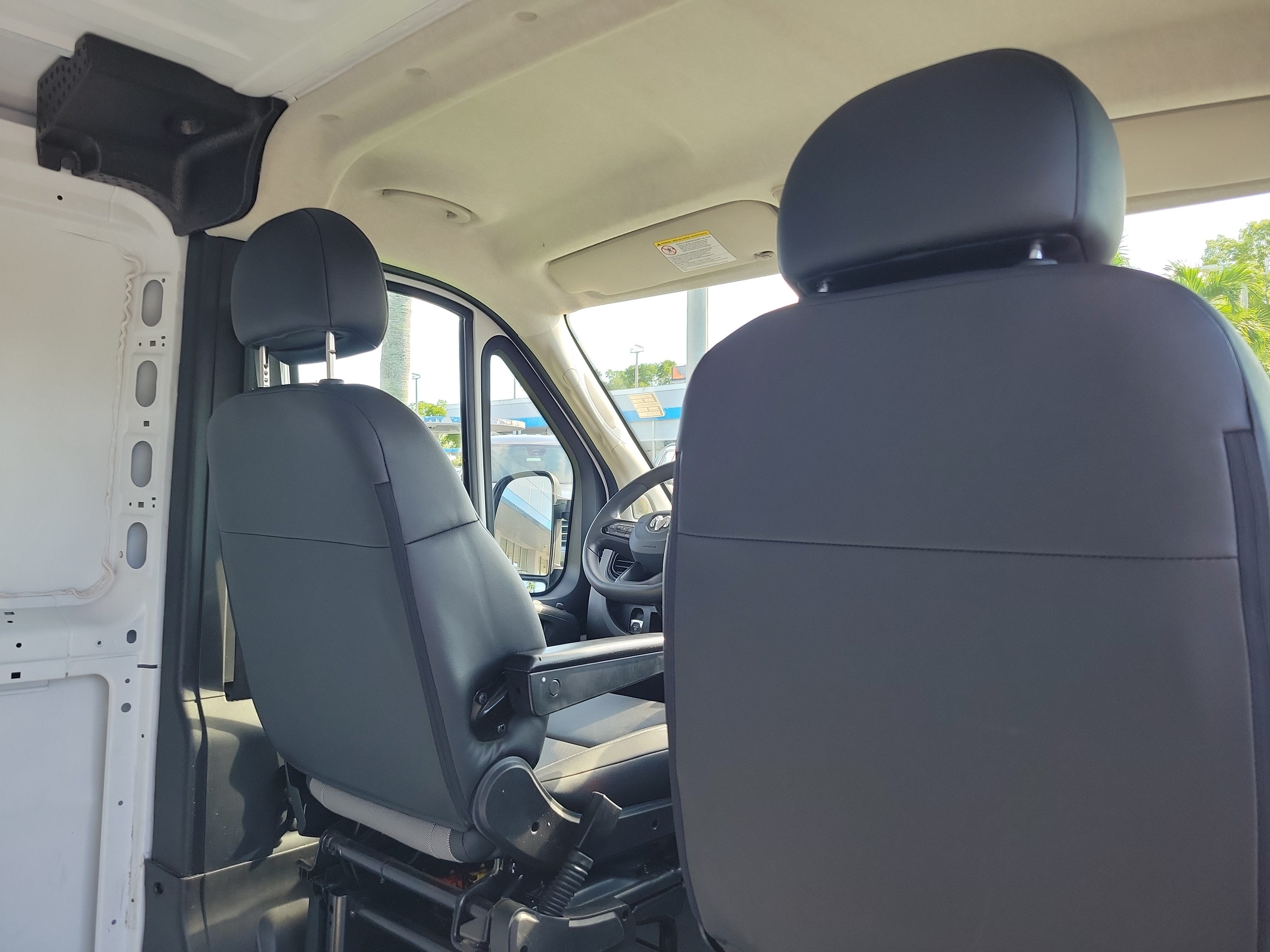 2025 RAM ProMaster Cargo Van Tradesman