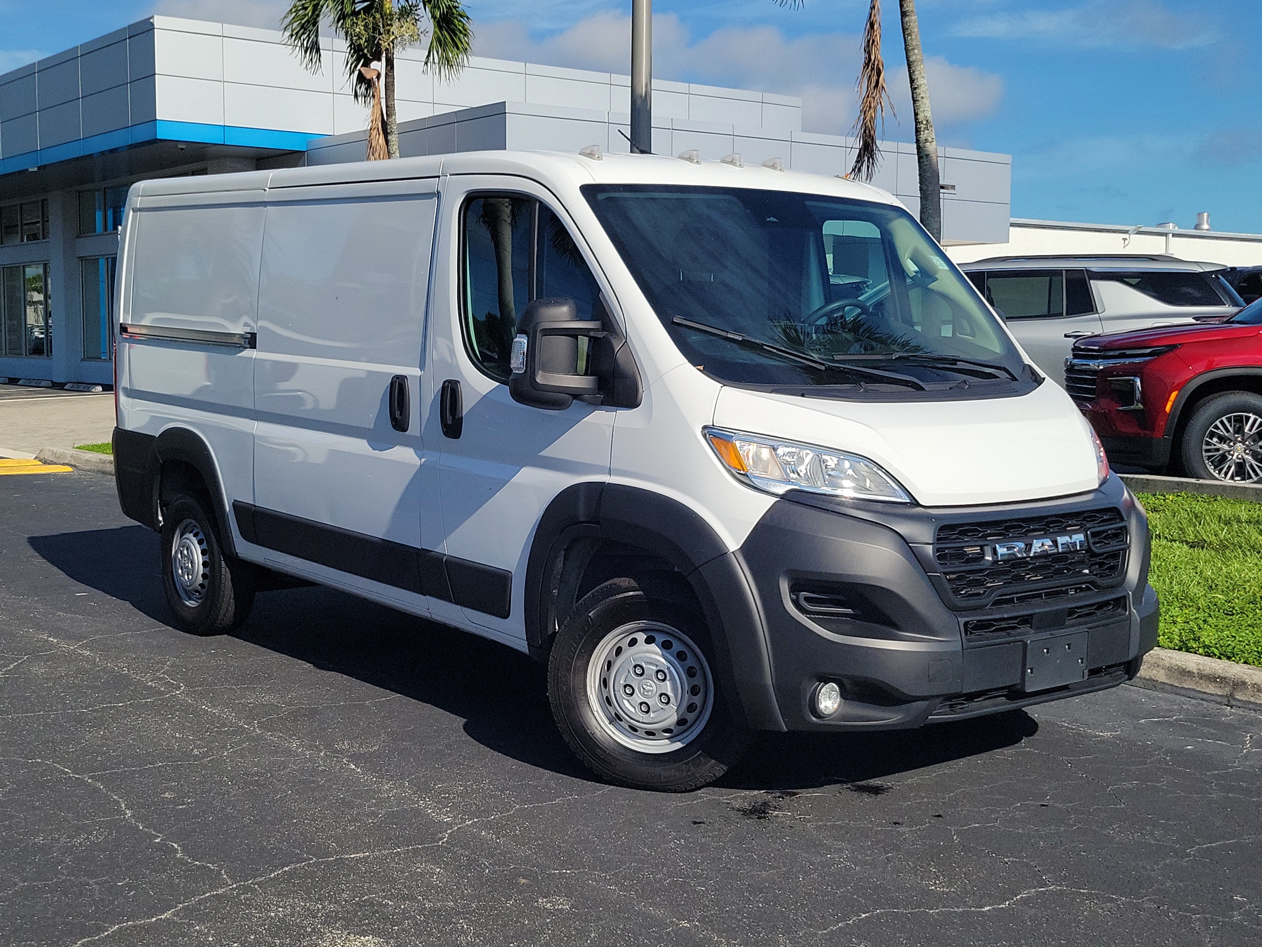 2025 RAM ProMaster Cargo Van Tradesman