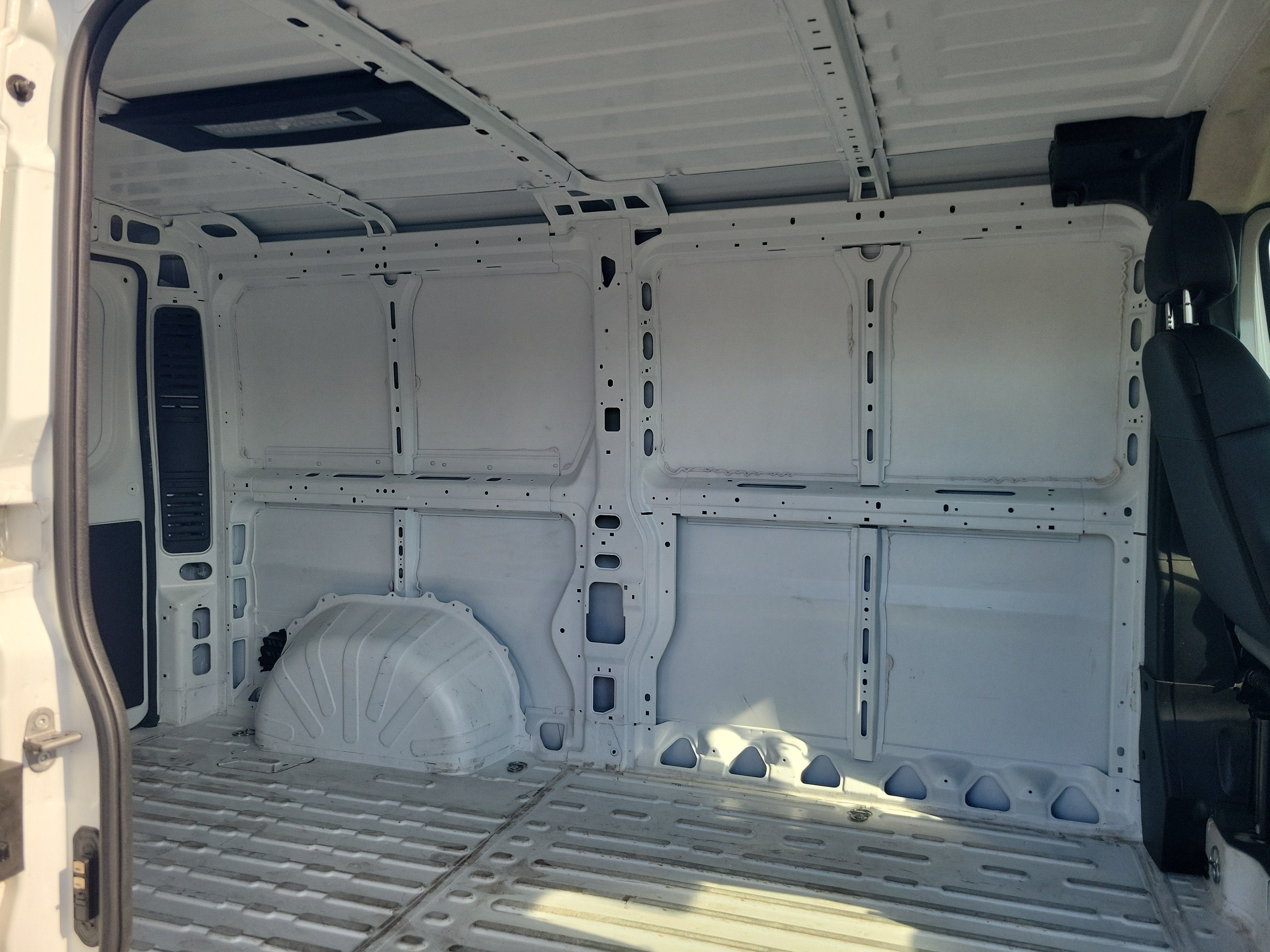 2025 RAM ProMaster Cargo Van Tradesman