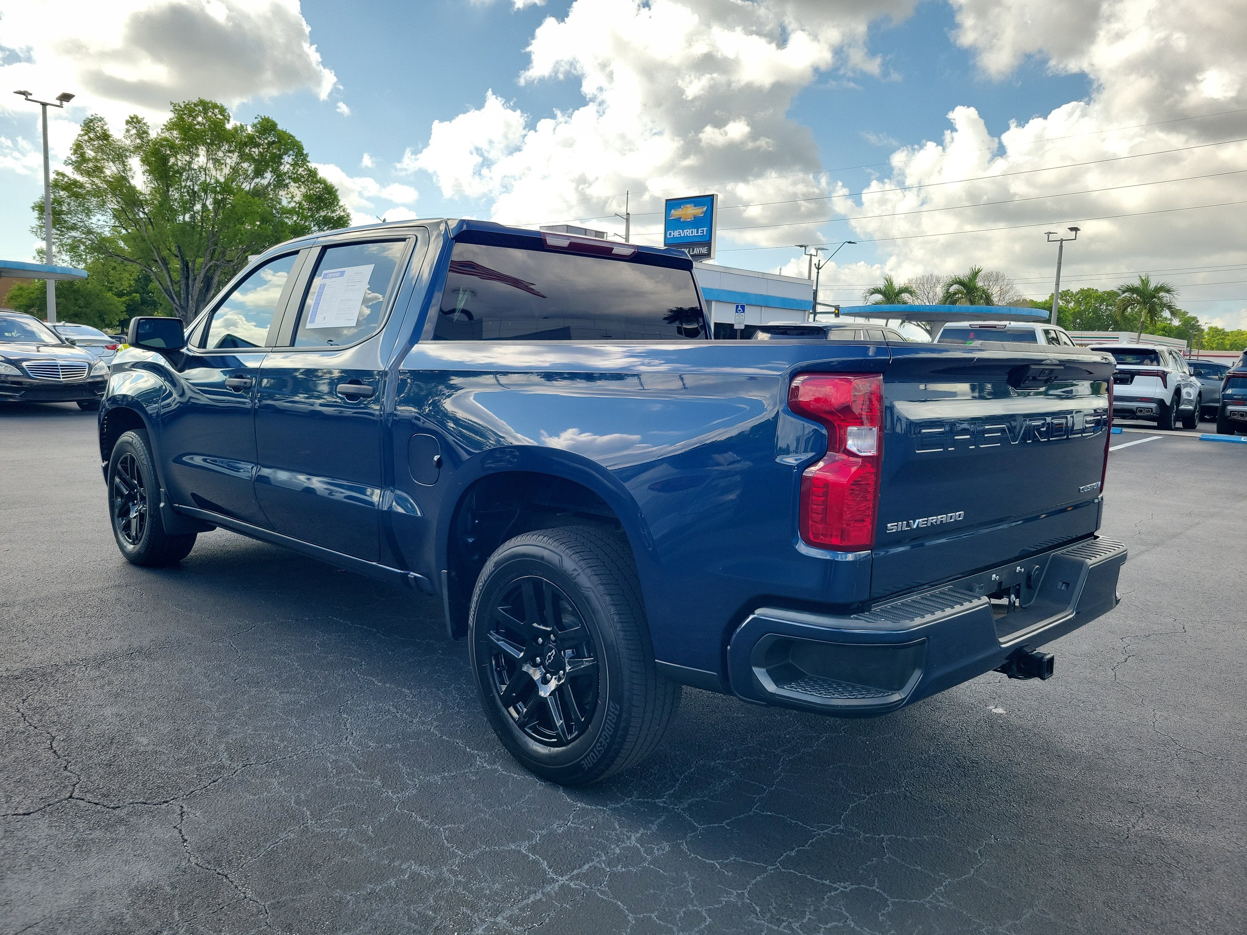 2023 Chevrolet Silverado 1500 Custom