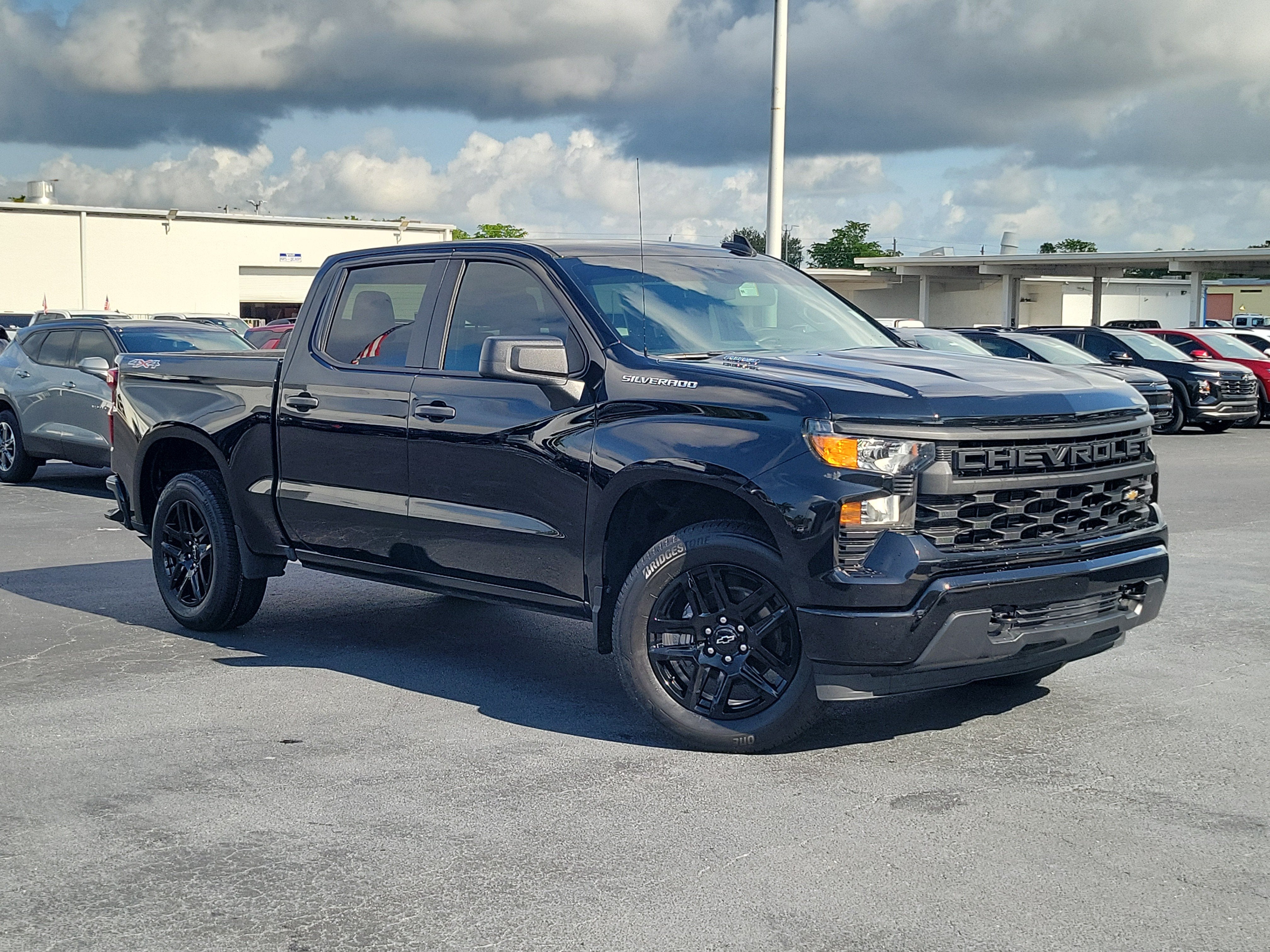 2024 Chevrolet Silverado 1500 Custom