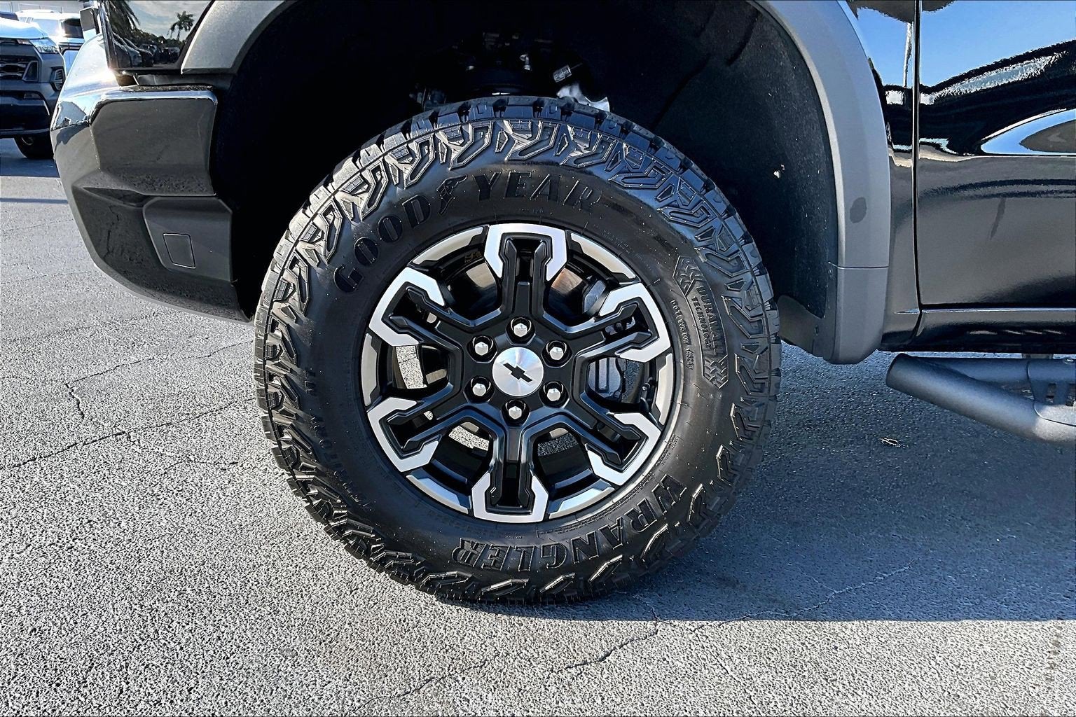 2025 Chevrolet Silverado 1500 ZR2