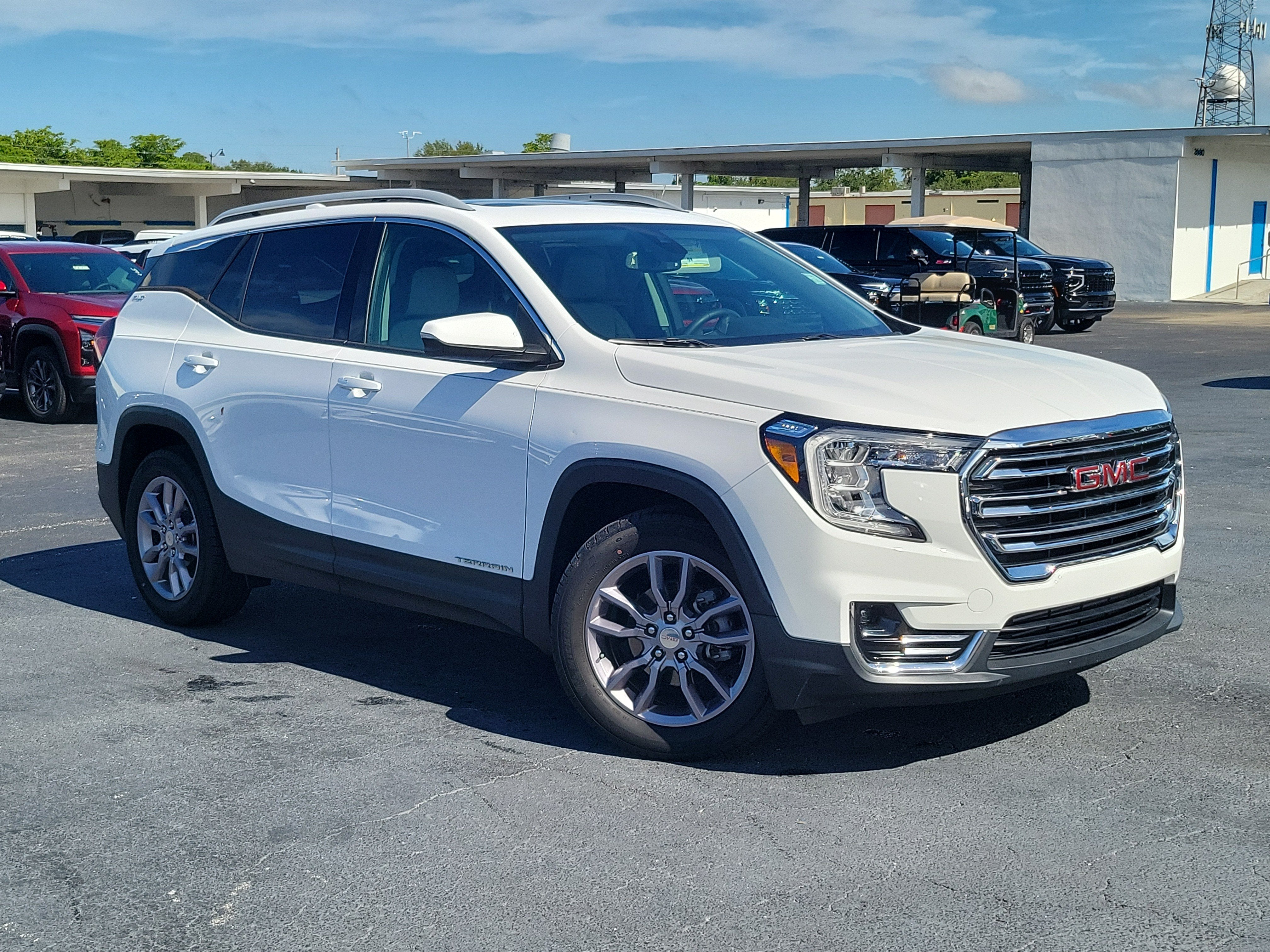 2023 GMC Terrain SLT