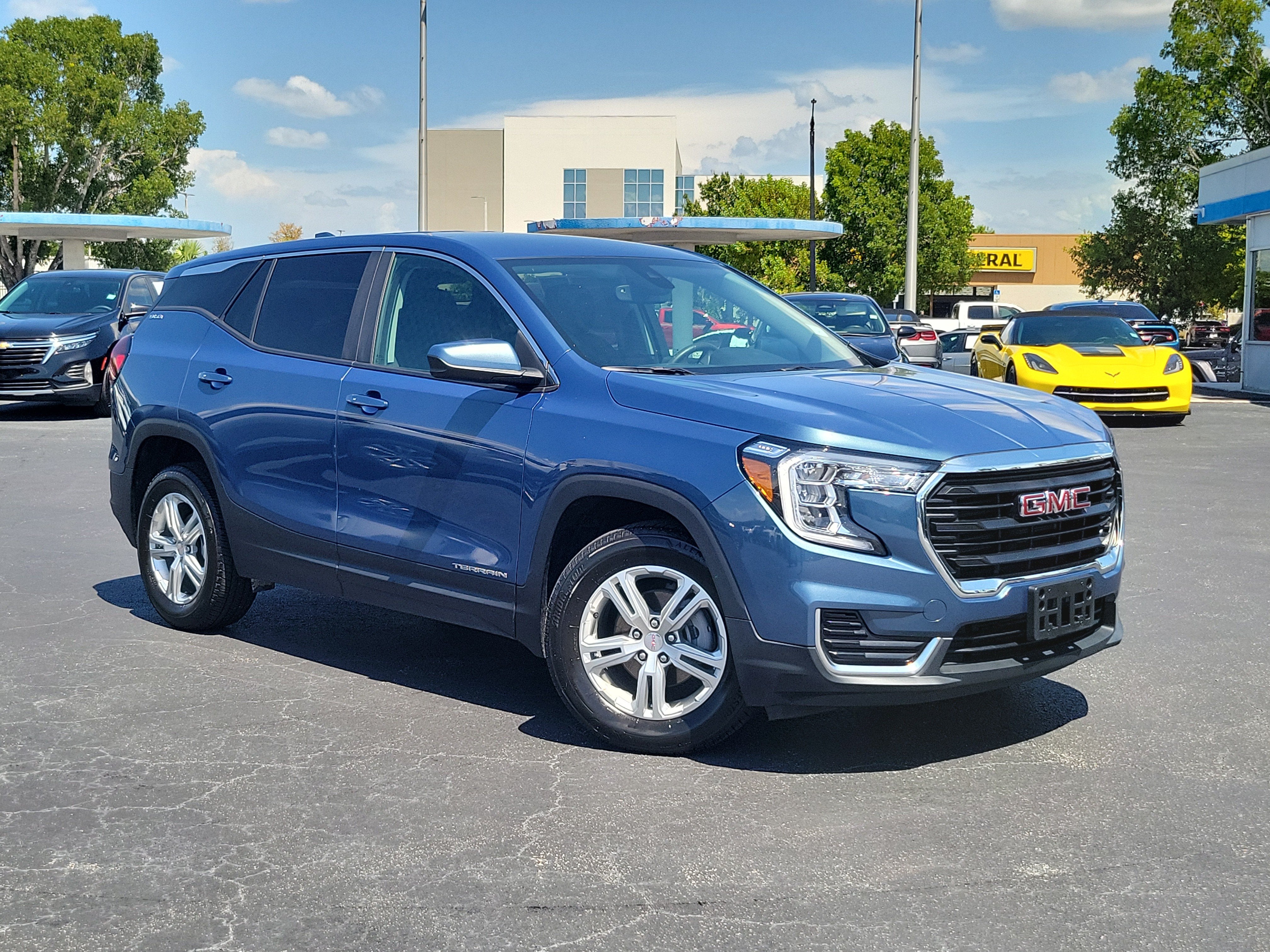 2024 GMC Terrain SLE