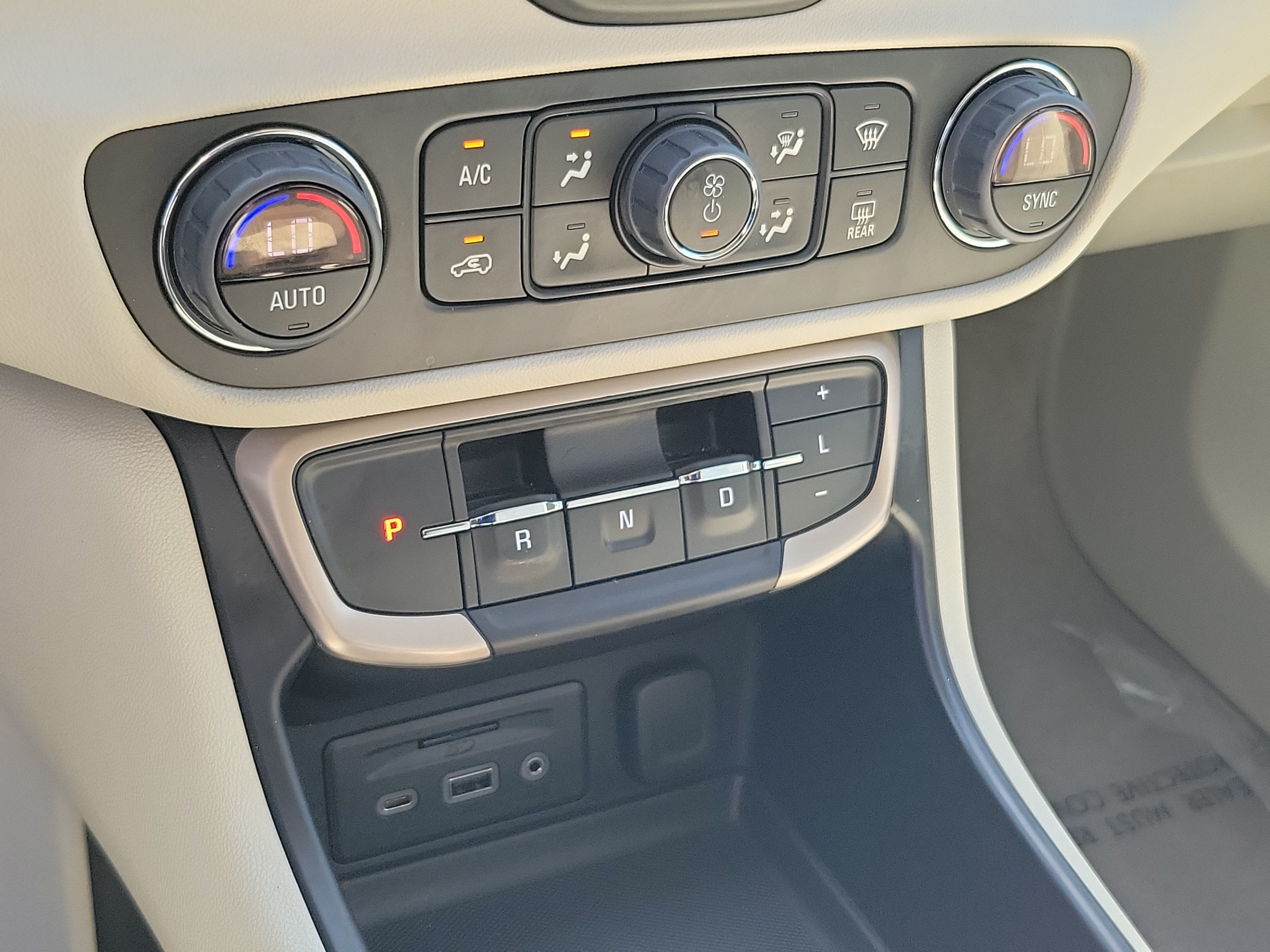 2023 GMC Terrain Denali