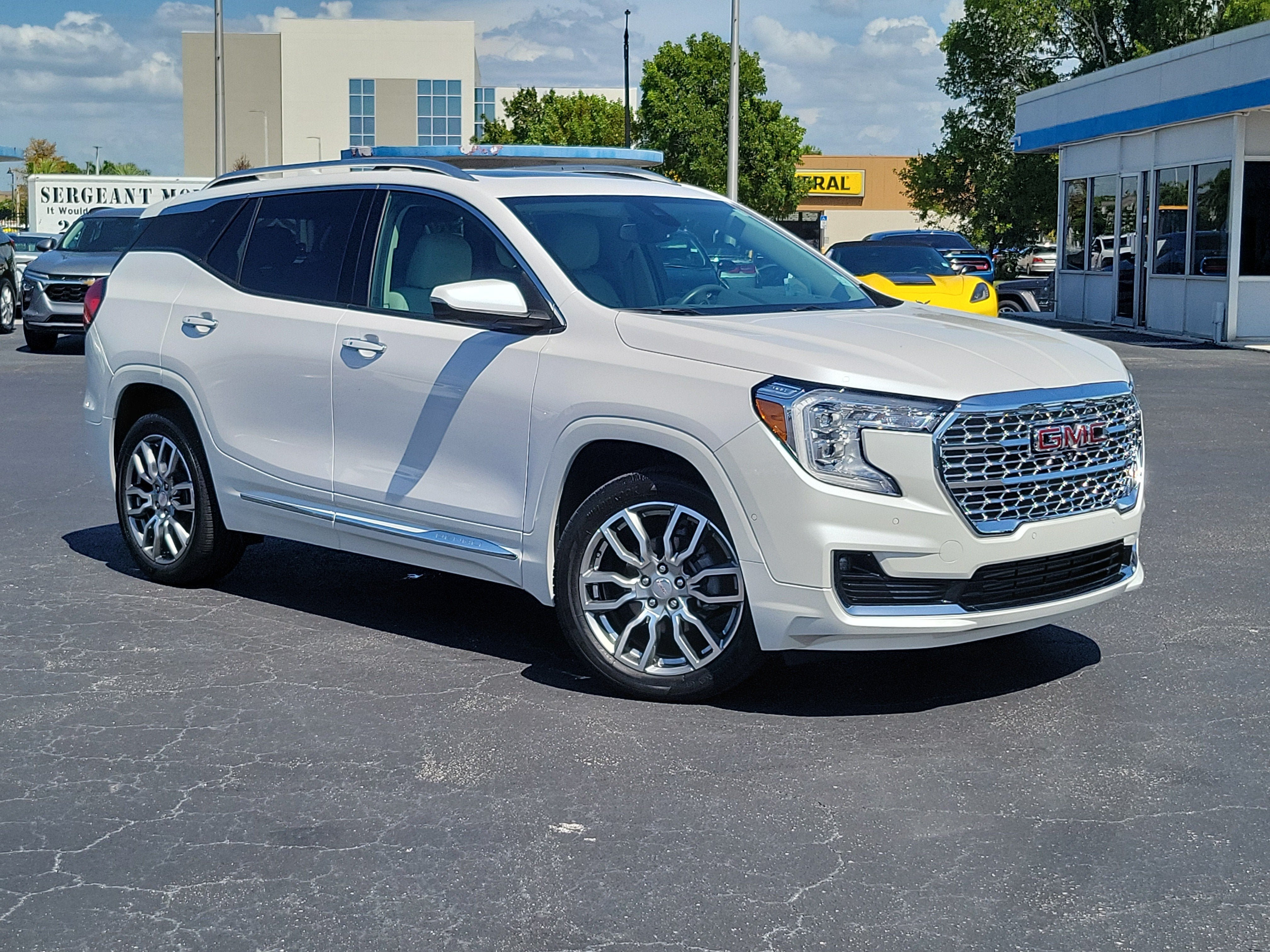 2023 GMC Terrain Denali