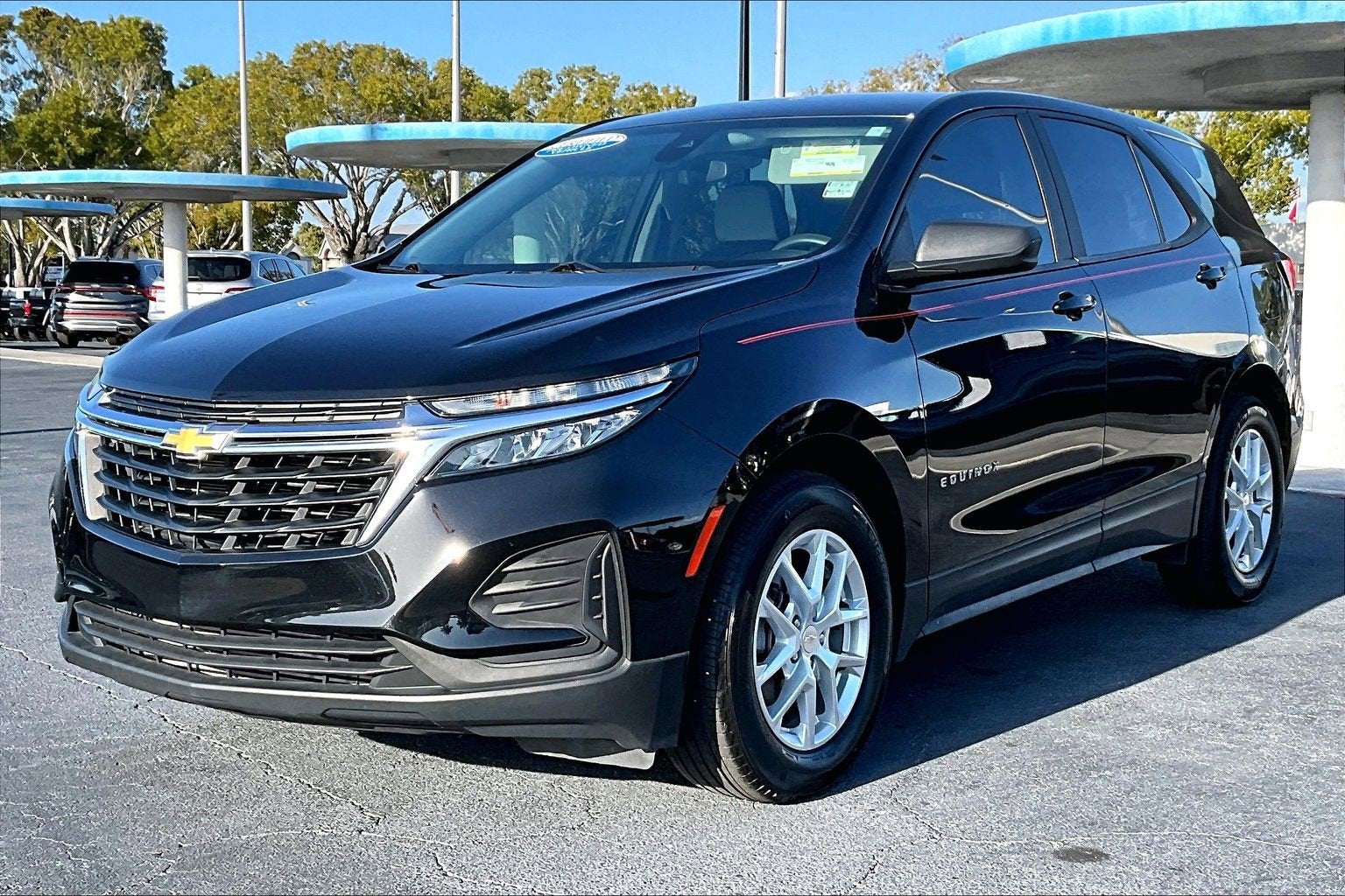 2023 Chevrolet Equinox LS