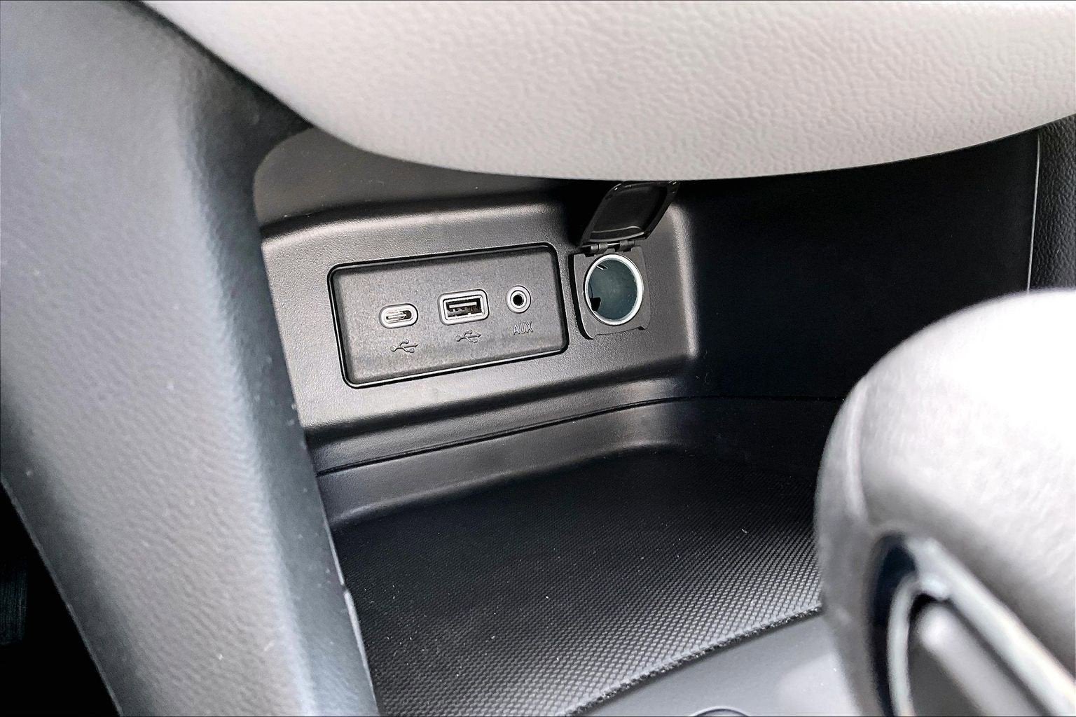 2023 Chevrolet Equinox LS - Photo 25