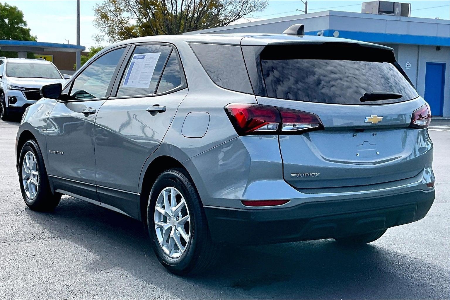 2023 Chevrolet Equinox LS