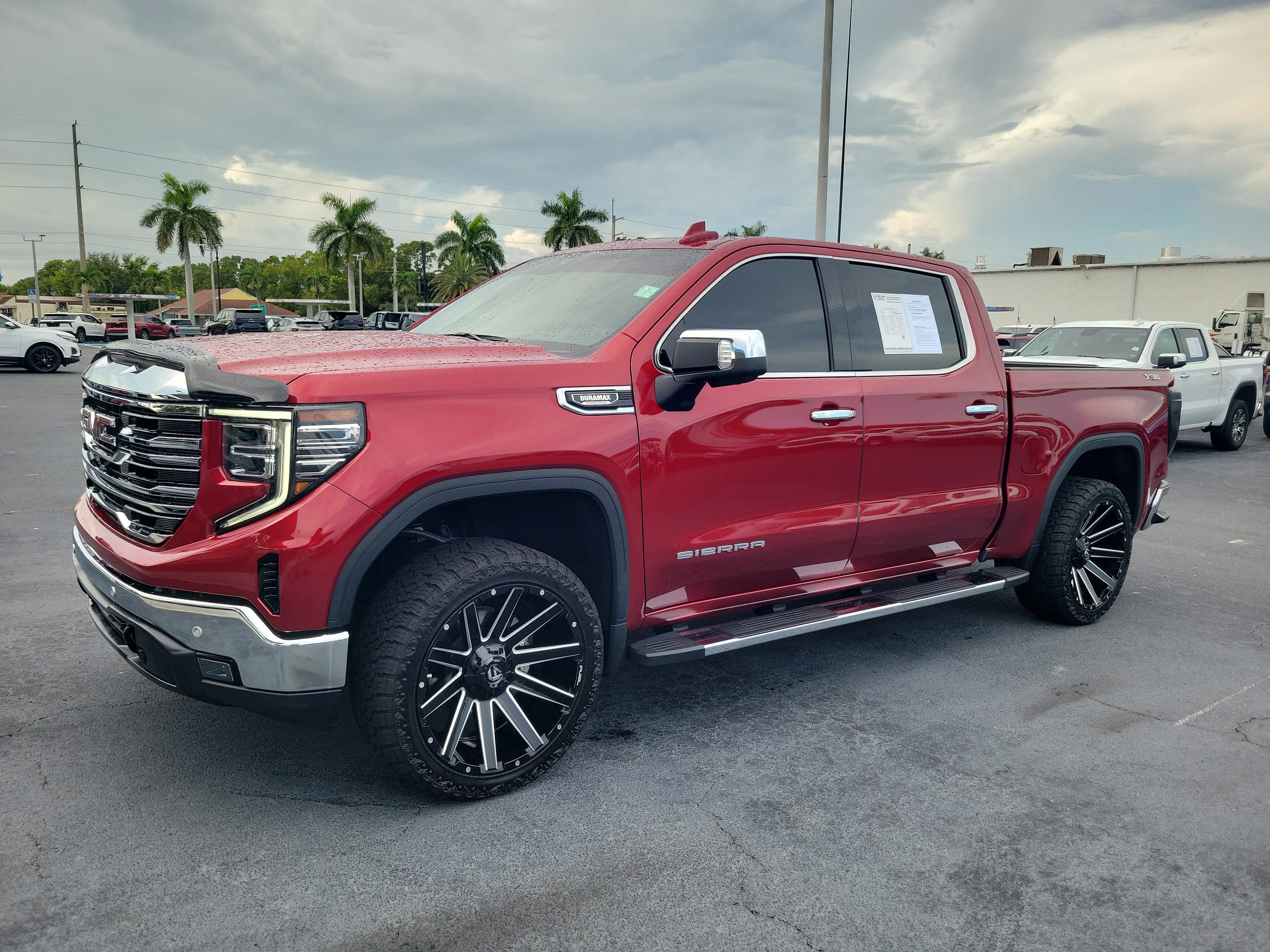 2024 GMC Sierra 1500 SLT