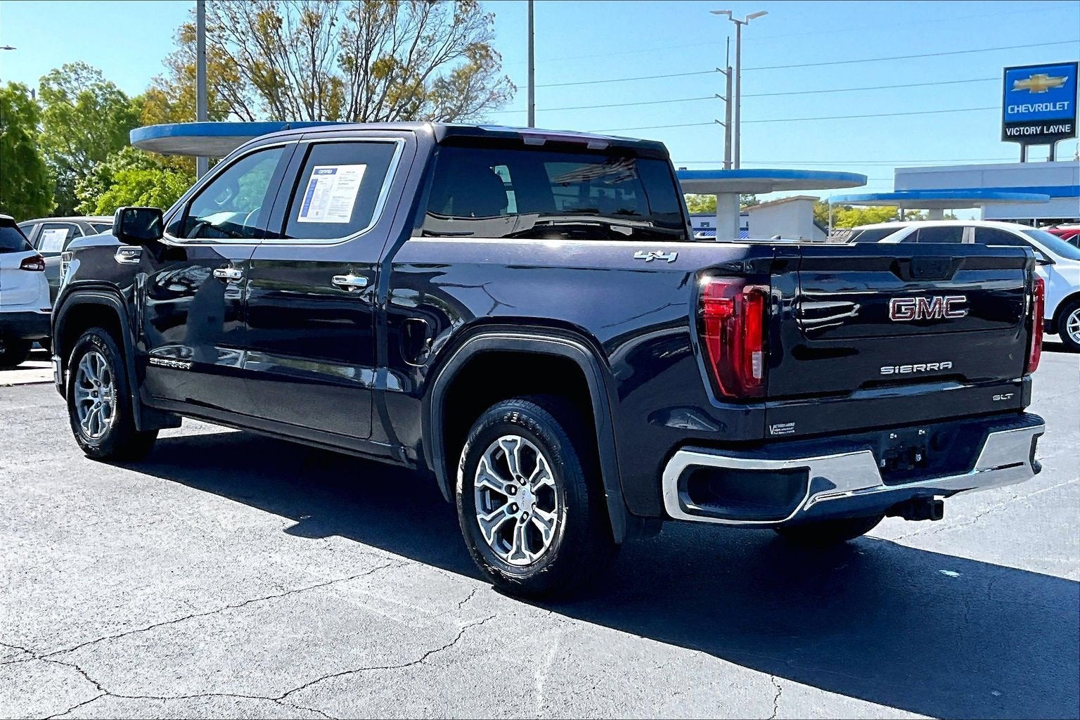 2024 GMC Sierra 1500 SLT