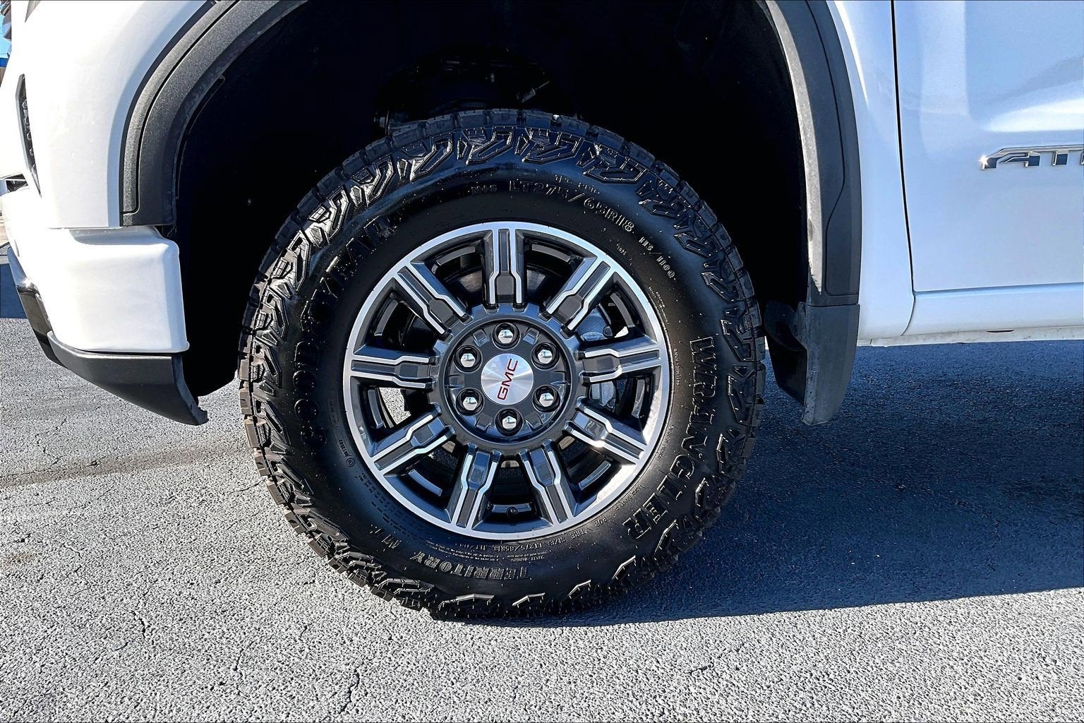 2025 GMC Sierra 1500 AT4