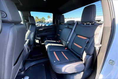 2025 GMC Sierra 1500 AT4