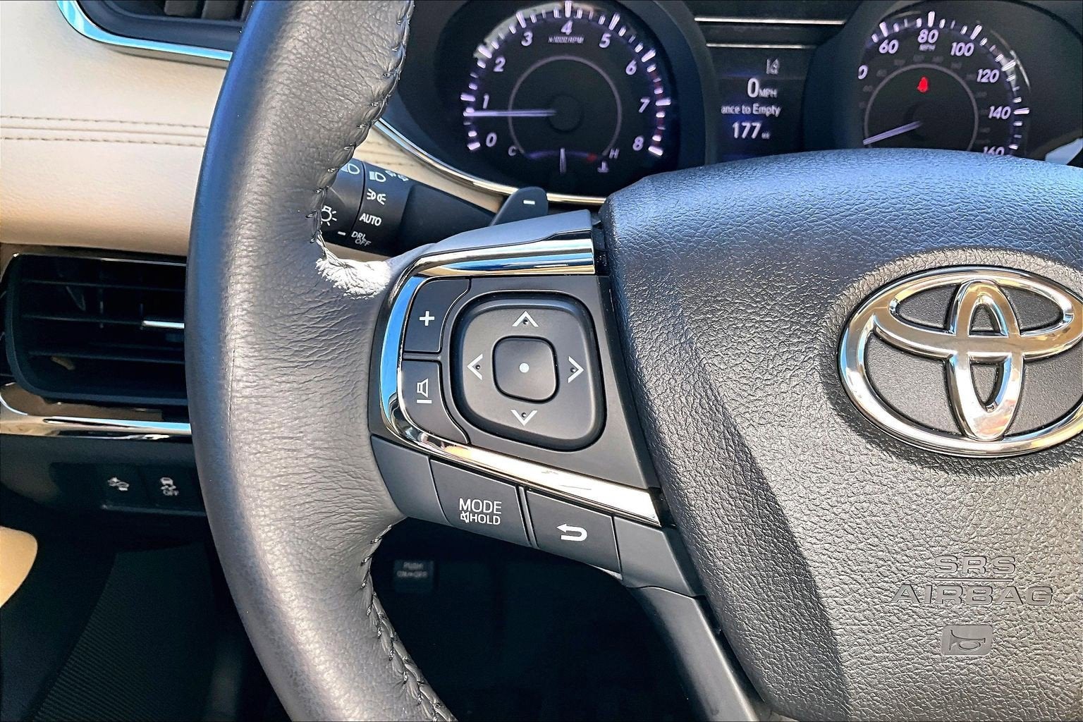 2018 Toyota Avalon XLE