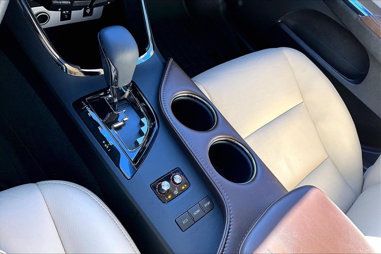 2018 Toyota Avalon XLE