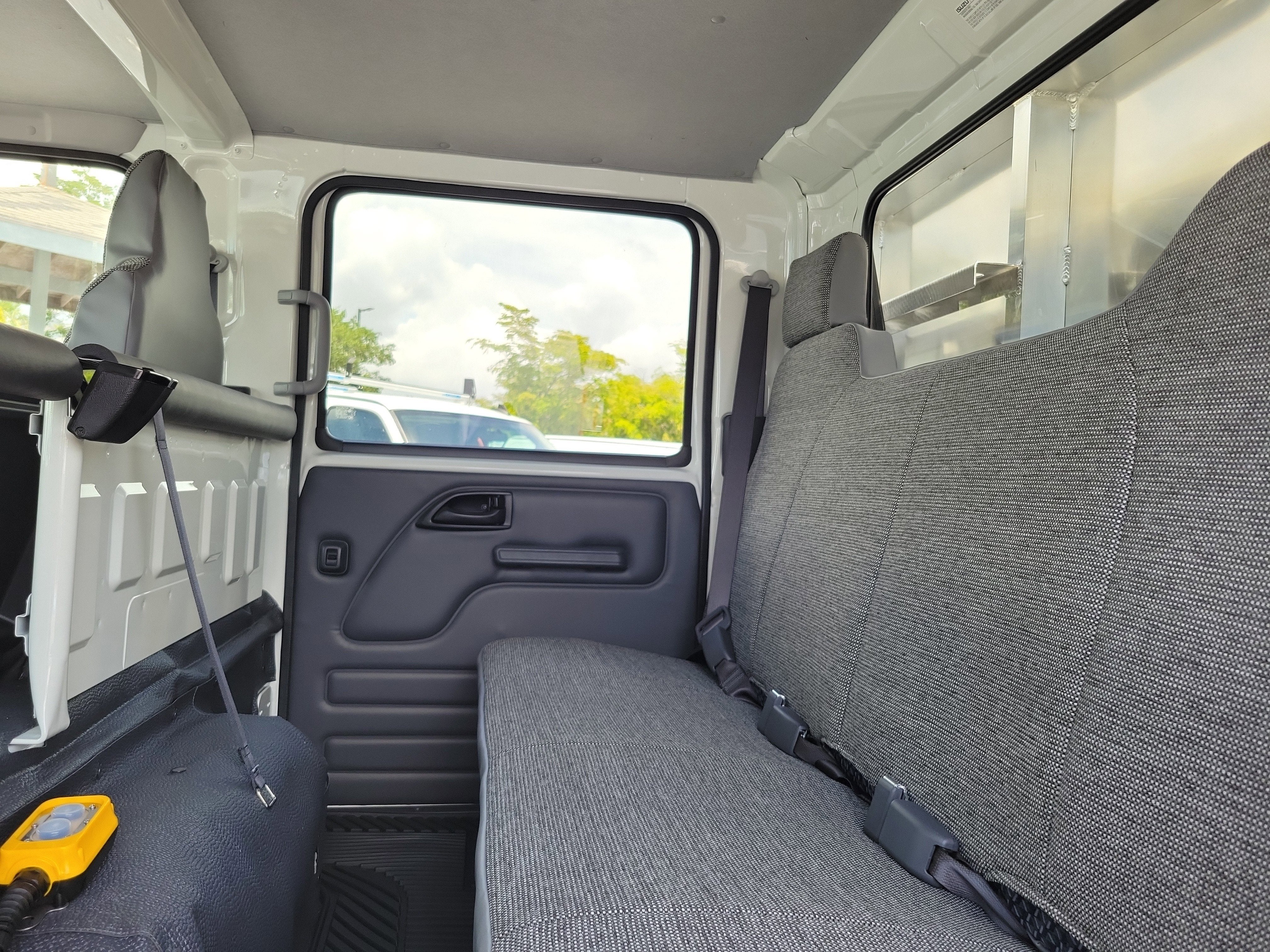 2026 Chevrolet Low Cab Forward 4500 HG Base
