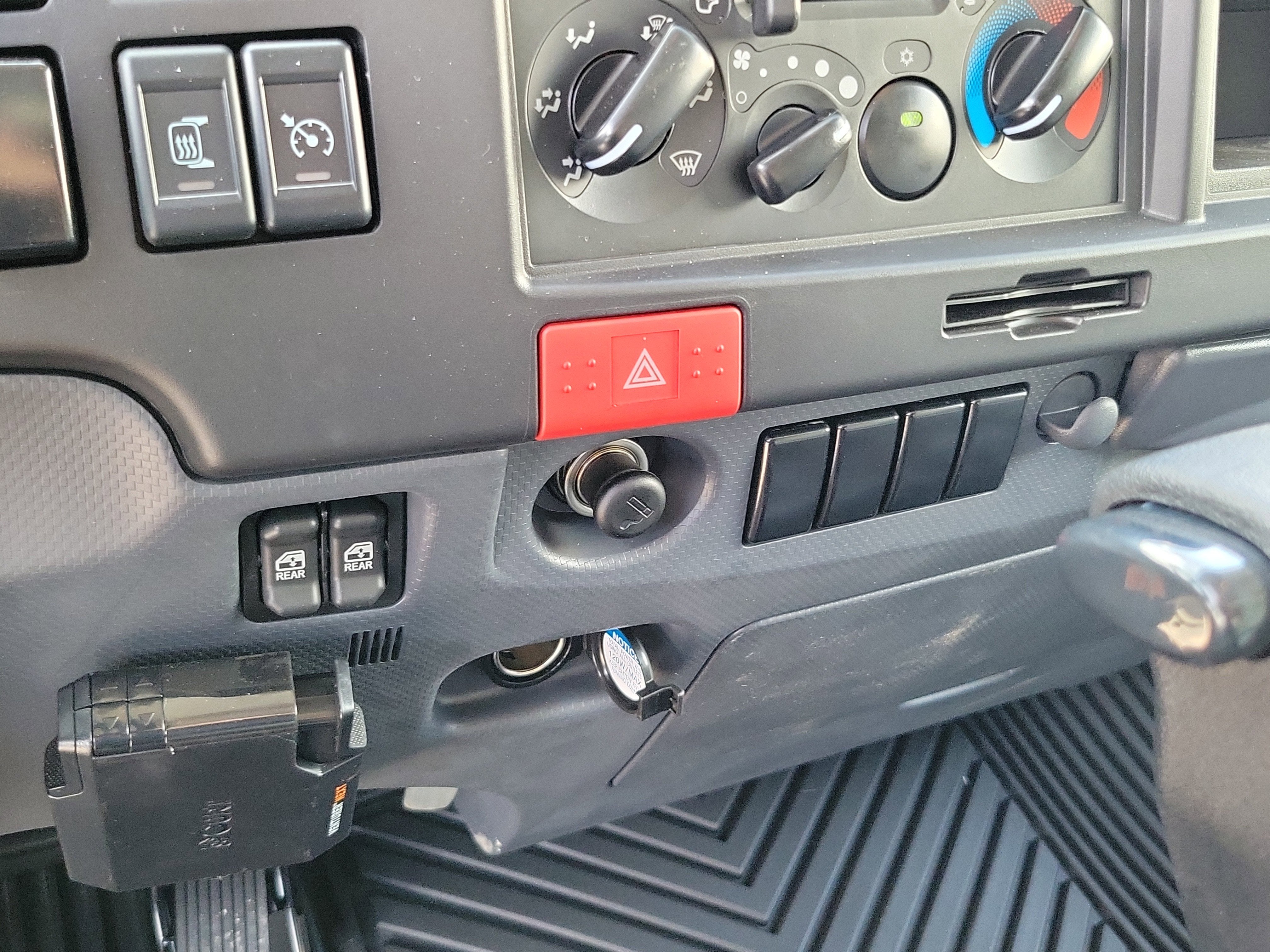 2026 Chevrolet Low Cab Forward 4500 HG Base