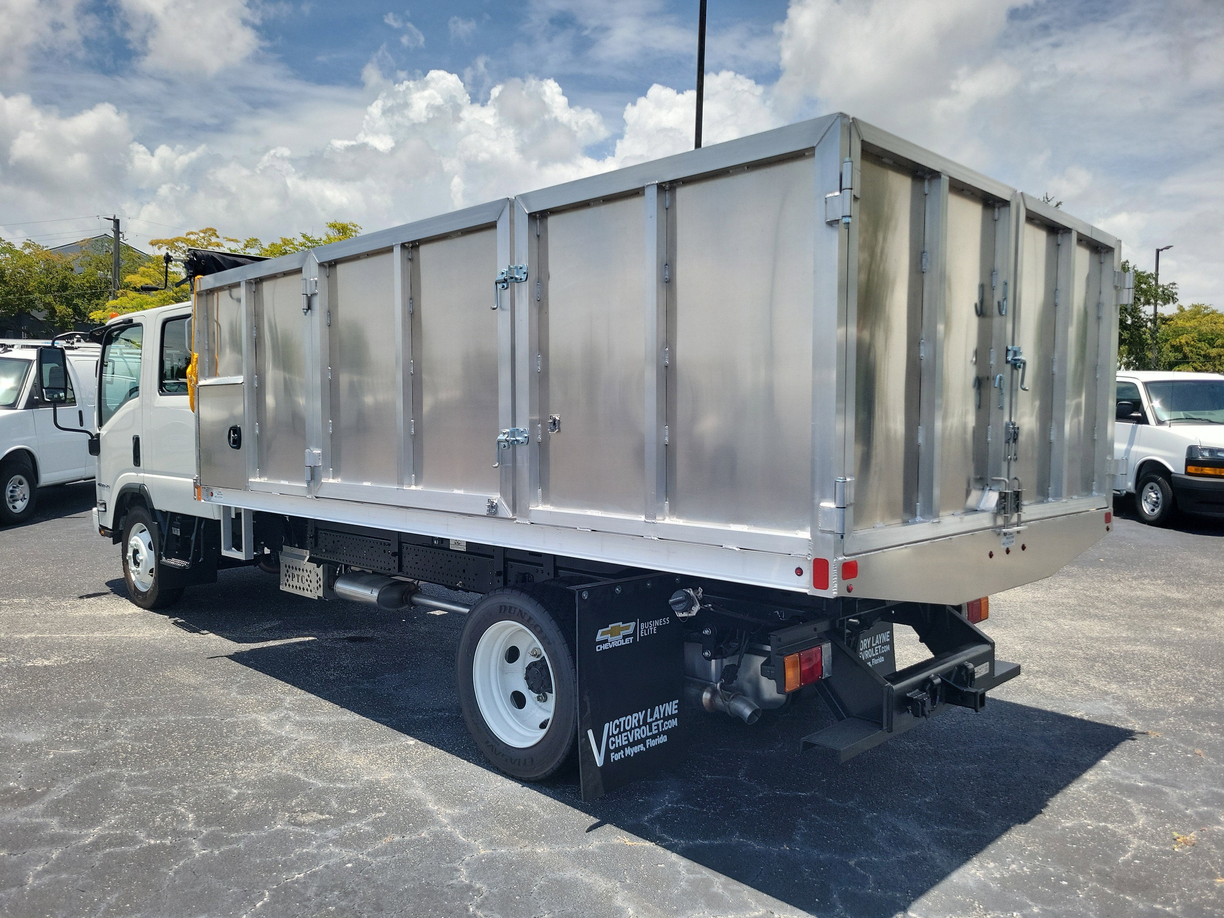 2026 Chevrolet Low Cab Forward 4500 HG Base